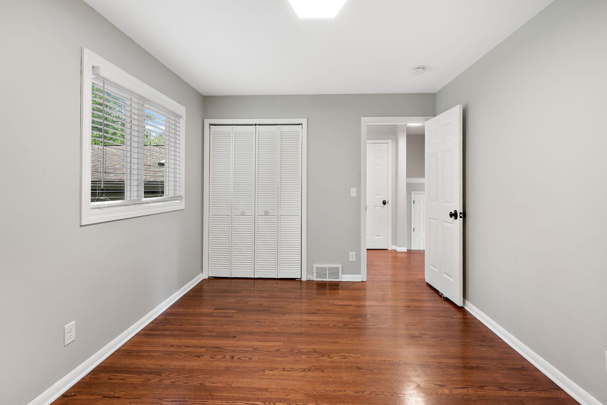 5529 Benton Avenue Property Photo 55
