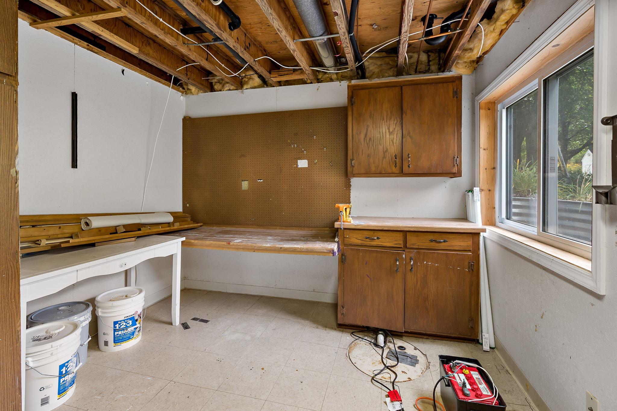 5529 Benton Avenue Property Photo 69