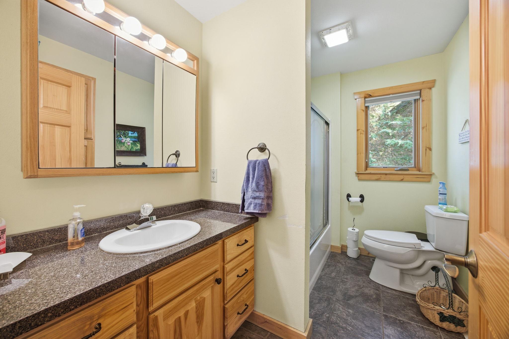 7164 Quentin Road Ne Property Photo 28