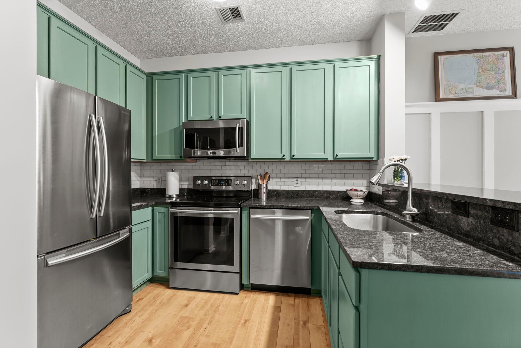 645 N 1st Street 139 Property Photo 12