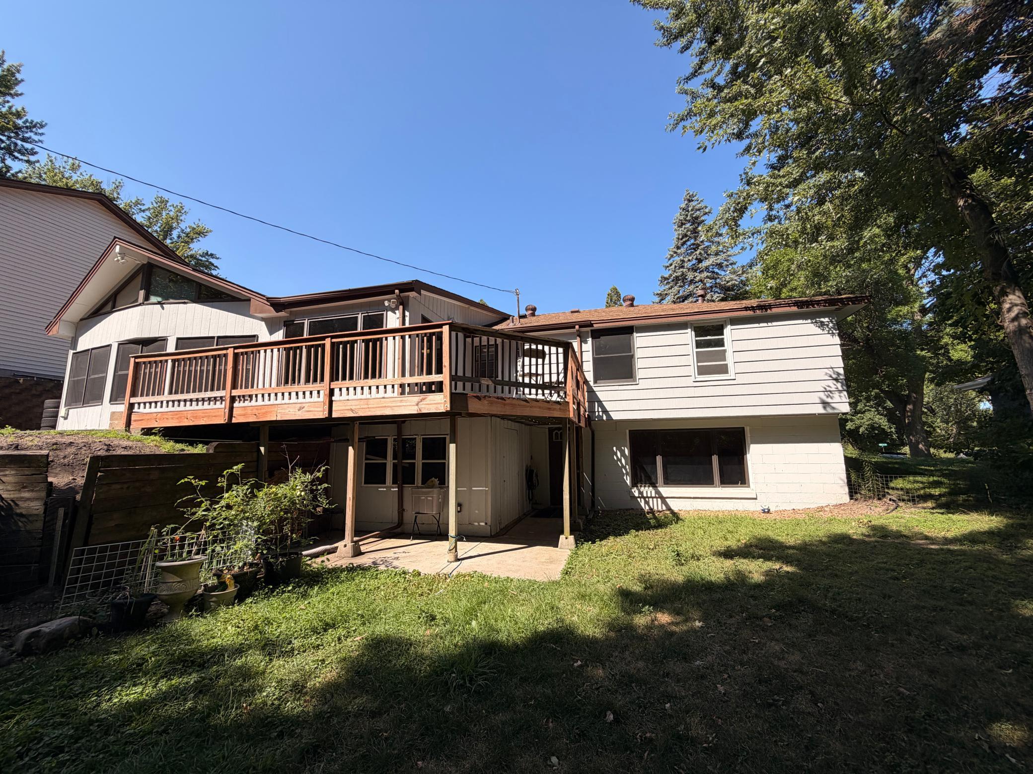8625 Poplar Bridge Curve Property Photo 4