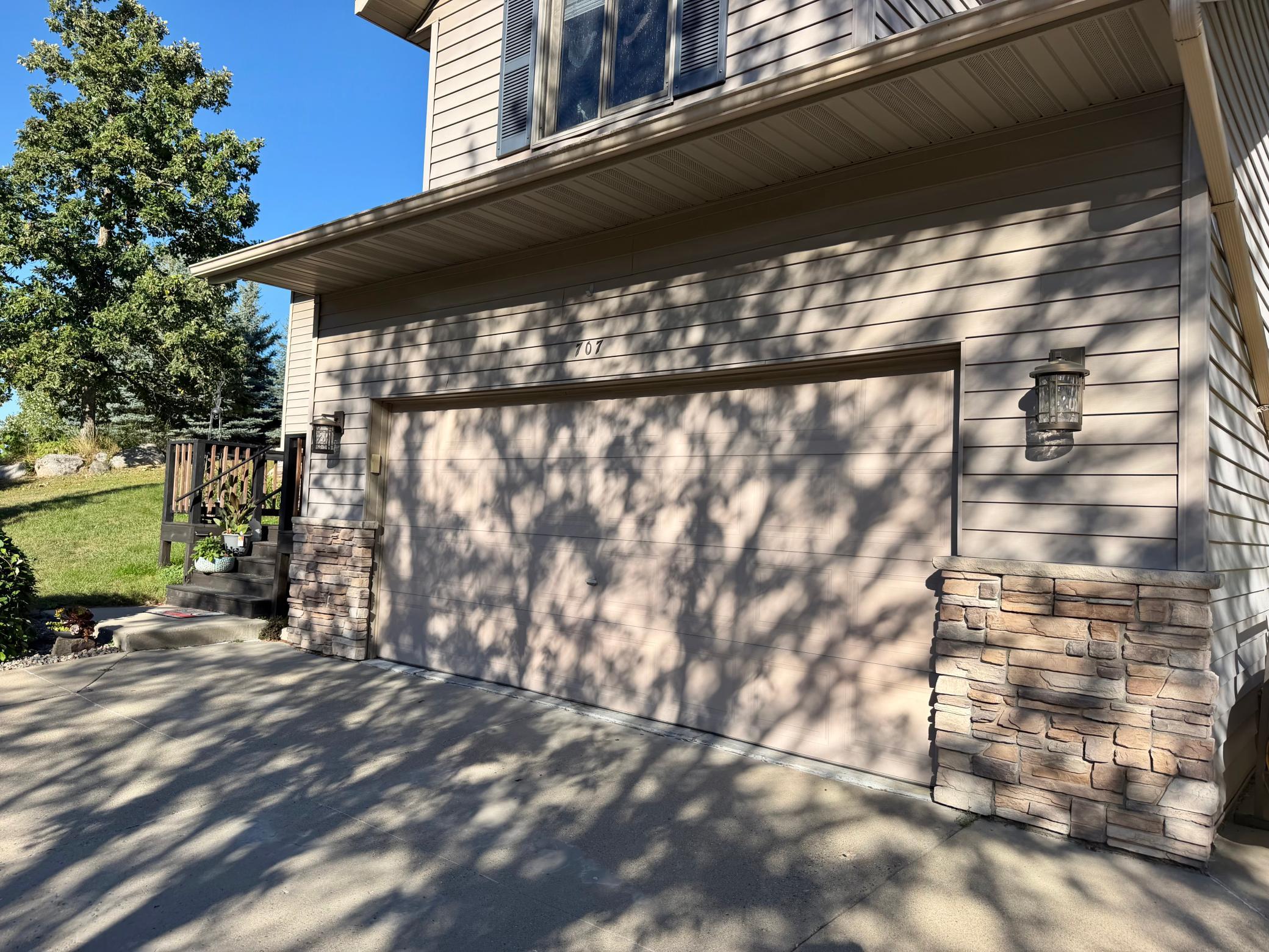 707 5th Street S Property Photo 4
