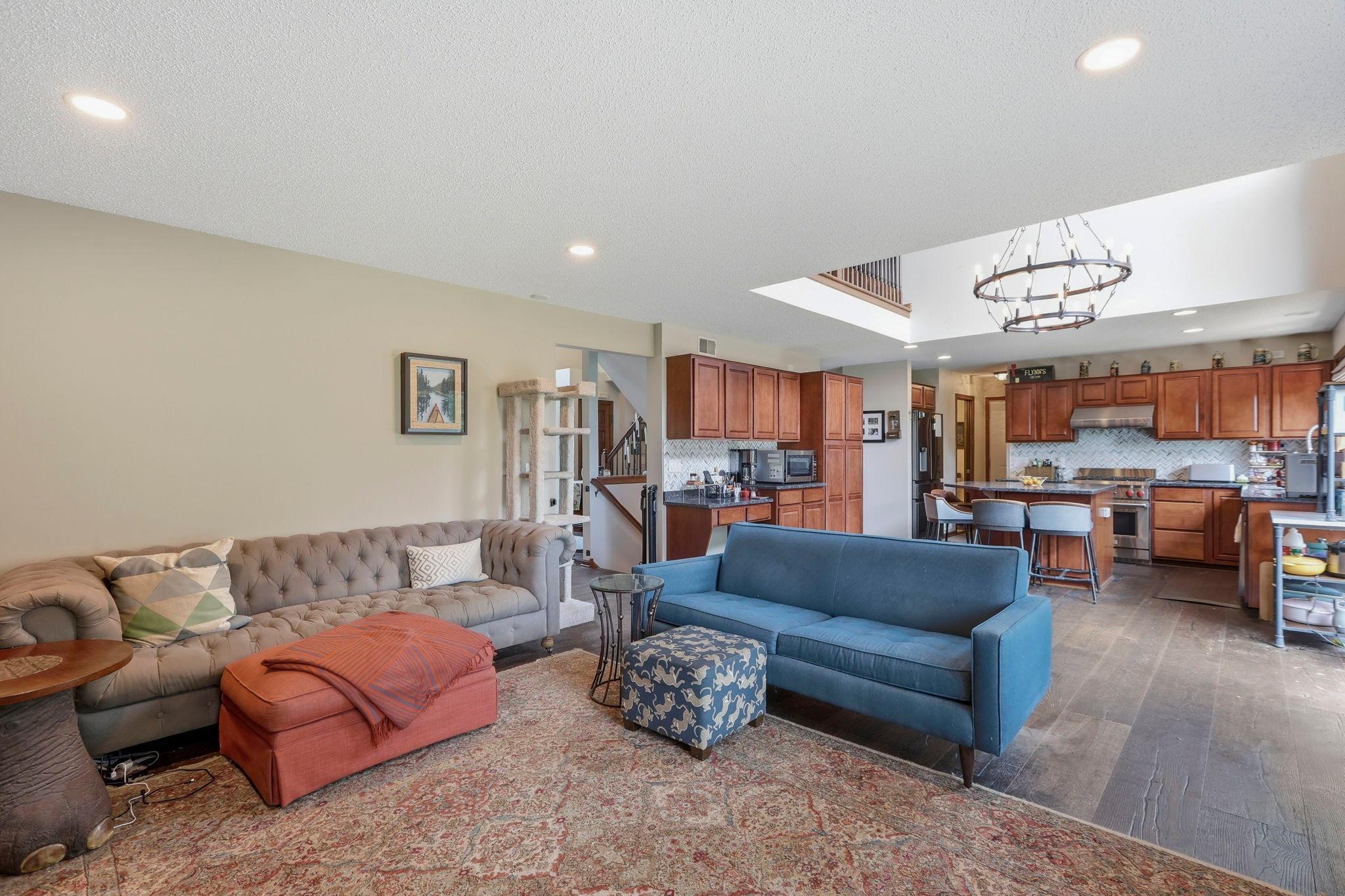 8005 Turtle Creek Boulevard Property Photo 4