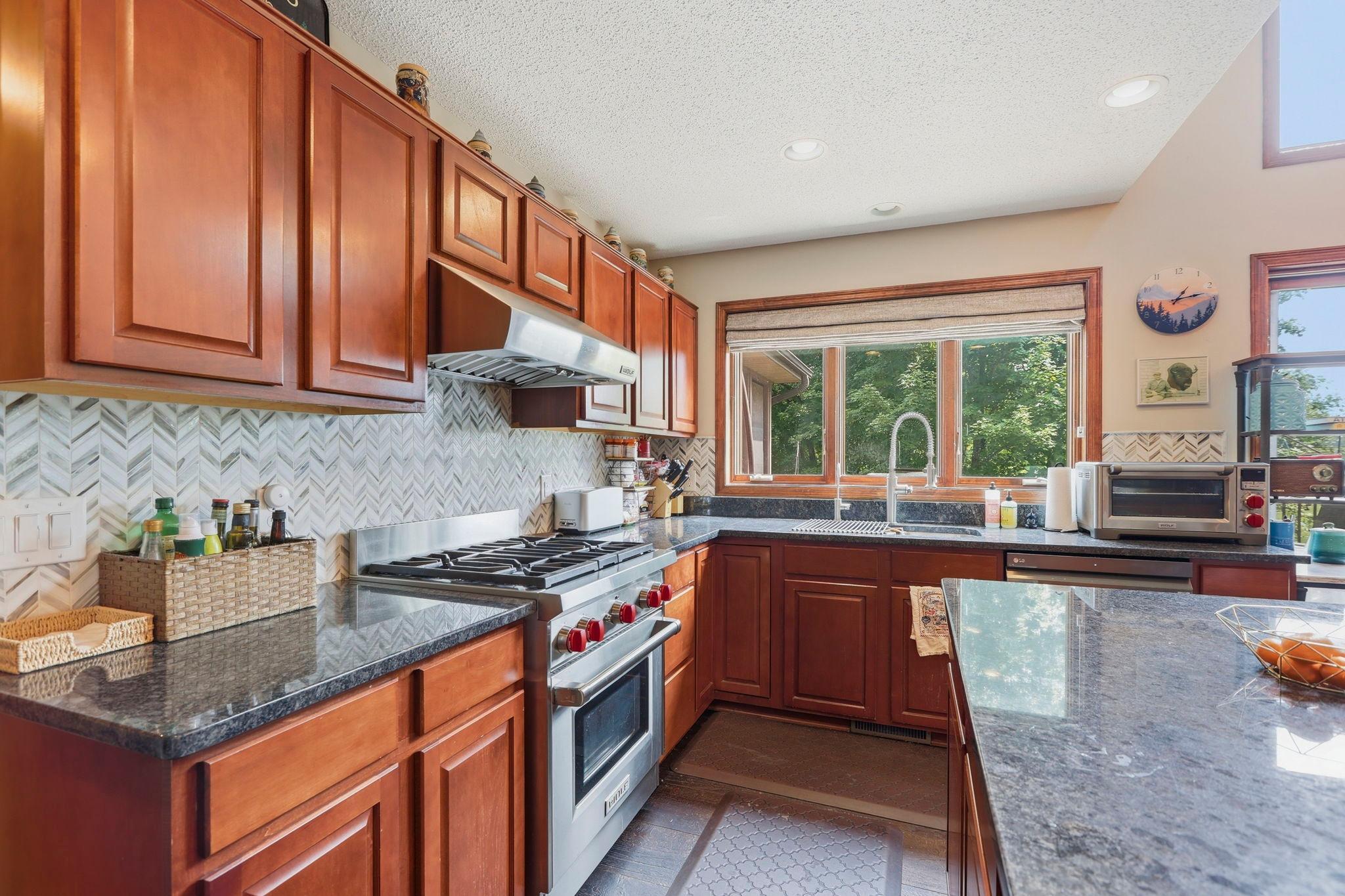 8005 Turtle Creek Boulevard Property Photo 6
