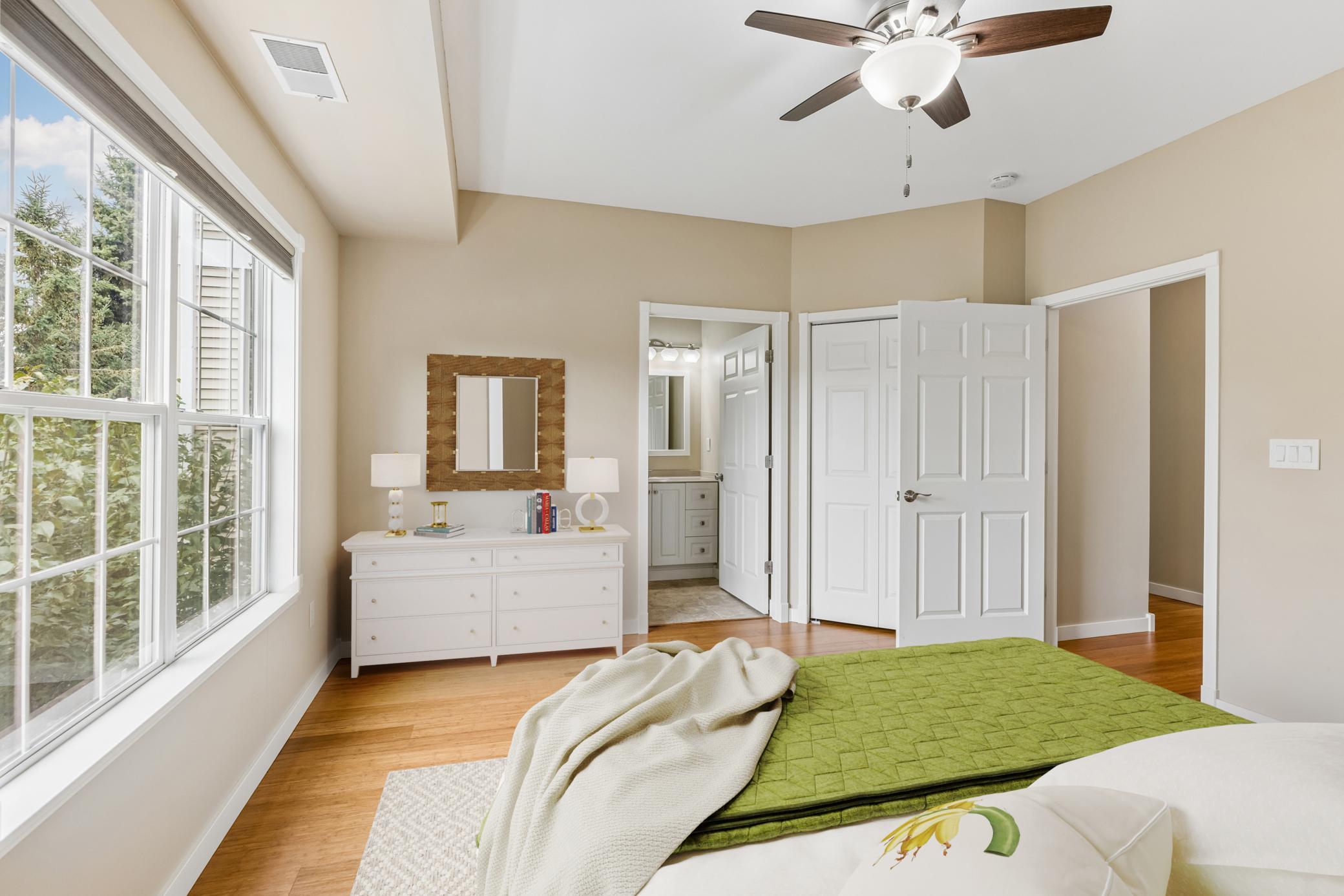 12761 Collegeview Drive 207 Property Photo 13
