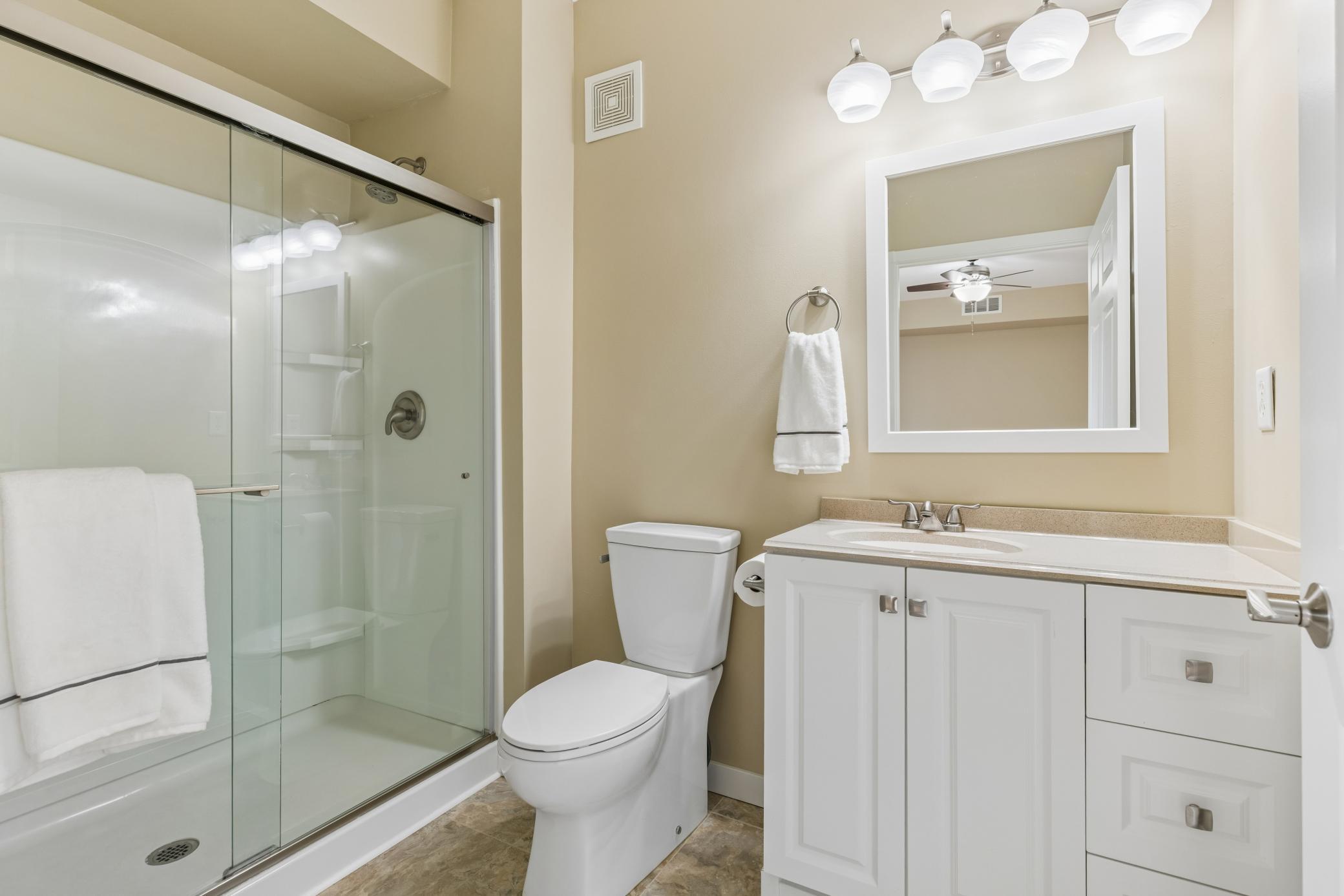 12761 Collegeview Drive 207 Property Photo 14
