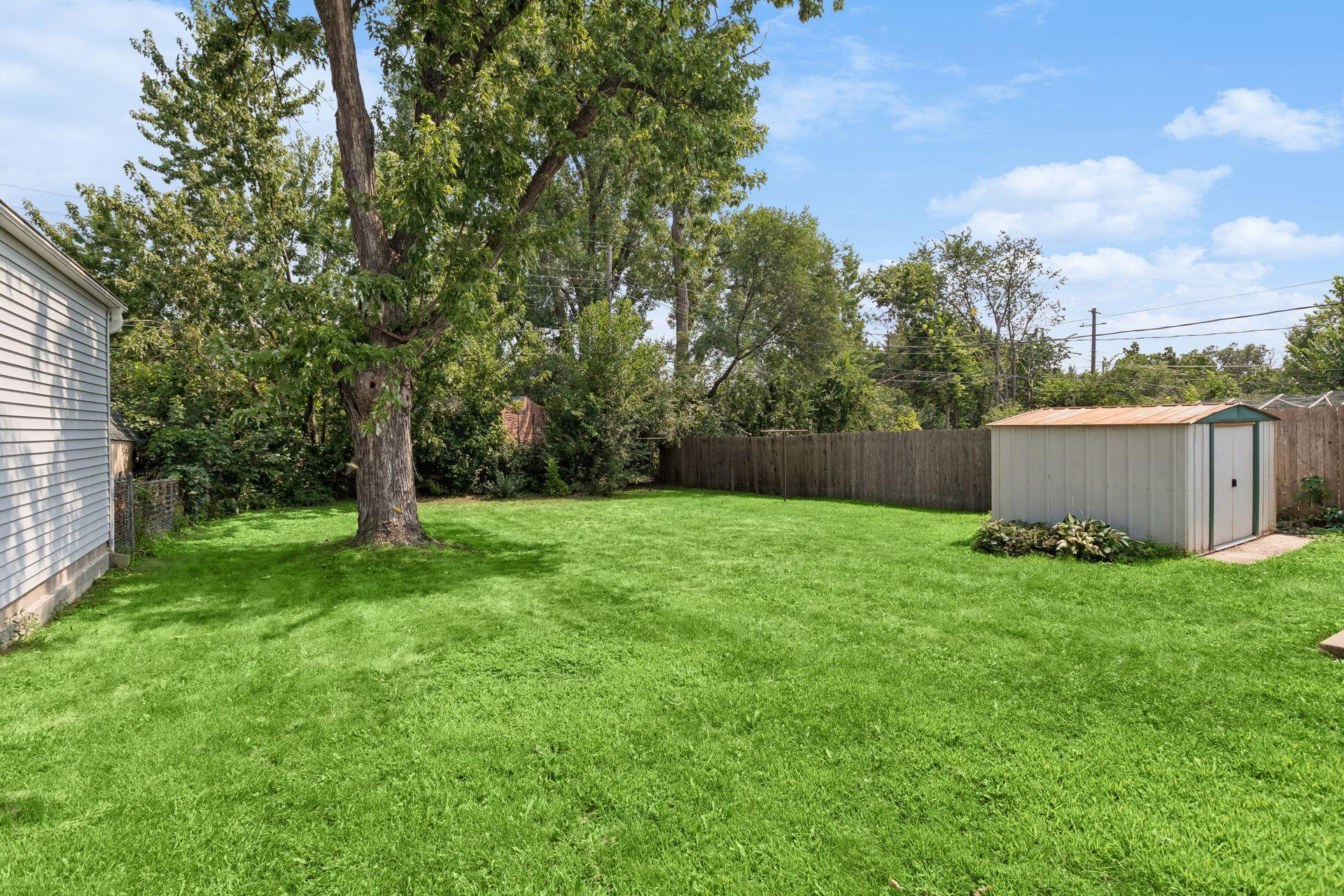 2933 Hillsboro Avenue S Property Photo 33