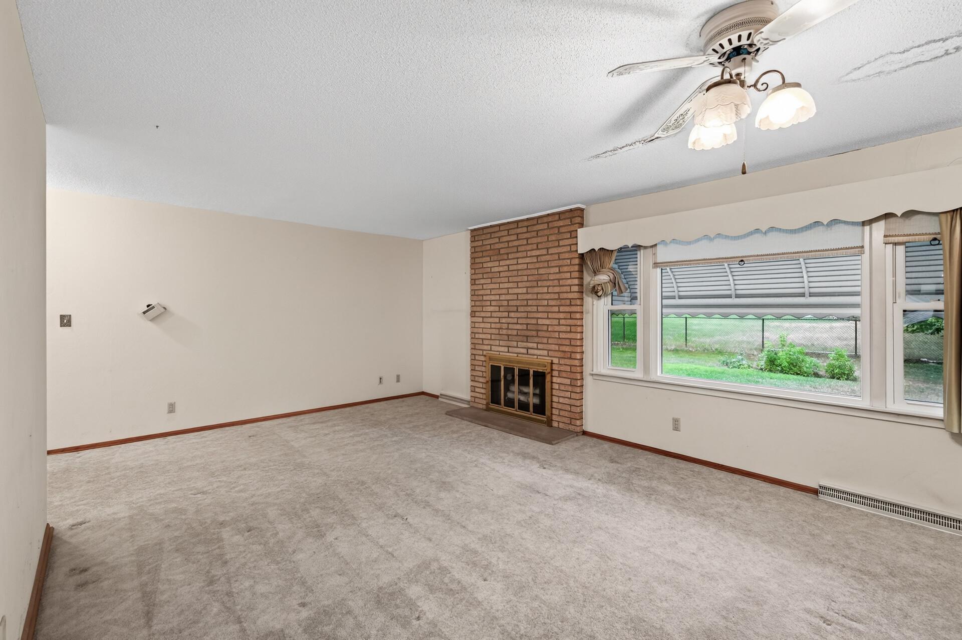 2147 Aztec Lane Property Photo 5