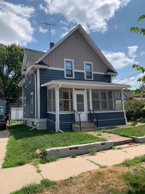 522 View Street Property Photo 1