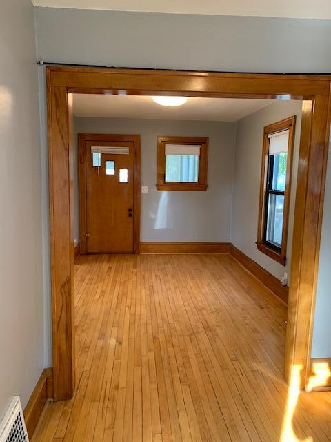 522 View Street Property Photo 5