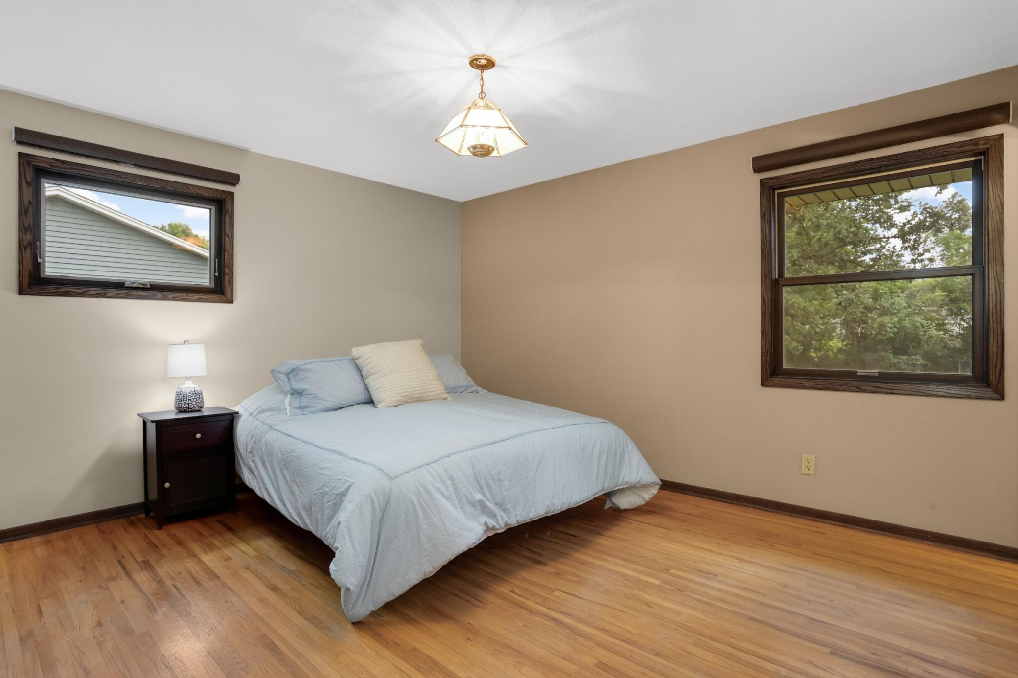 3609 Canterbury Drive Property Photo 9