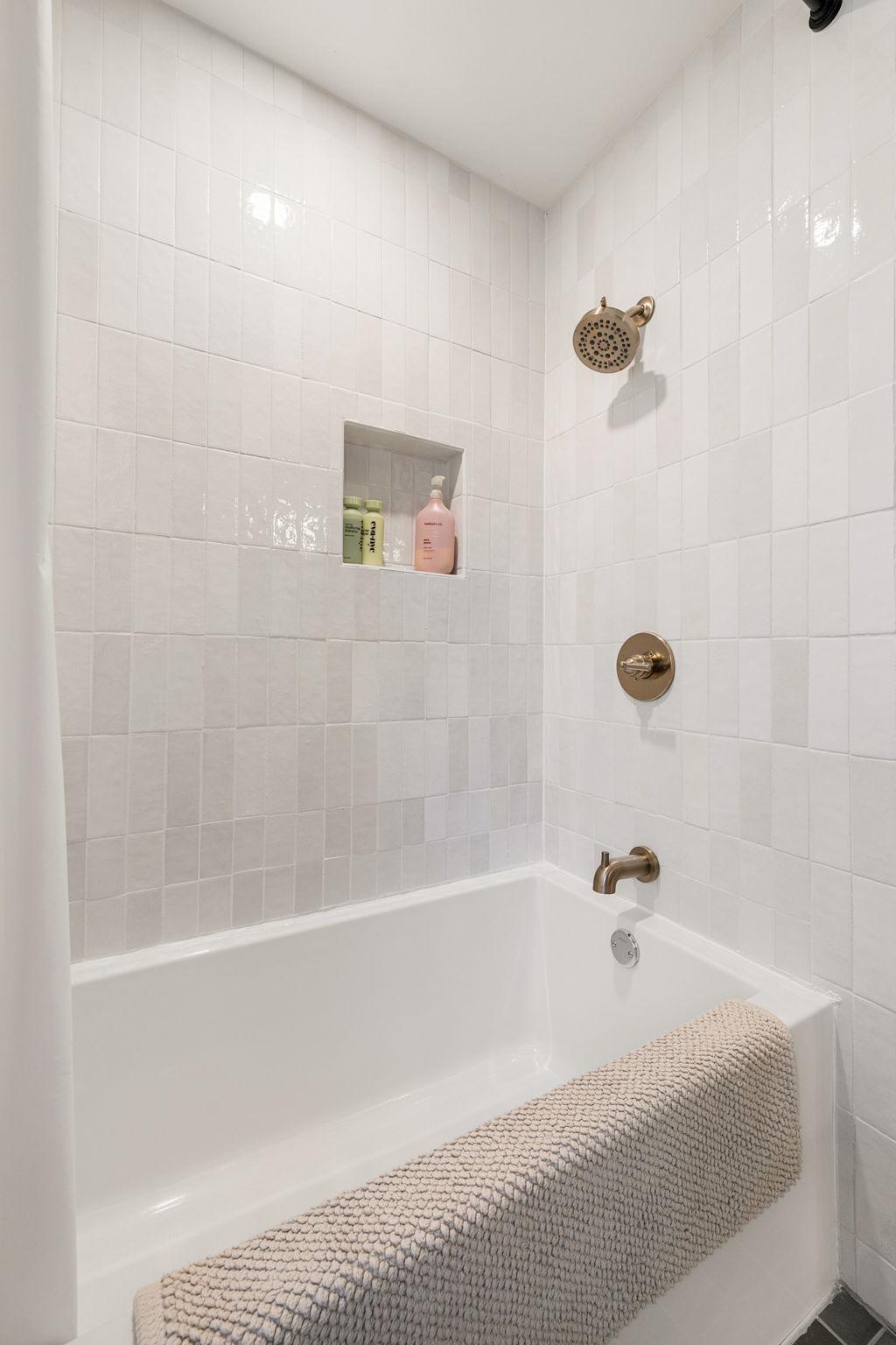 2401 Saint Anthony Boulevard Property Photo 23