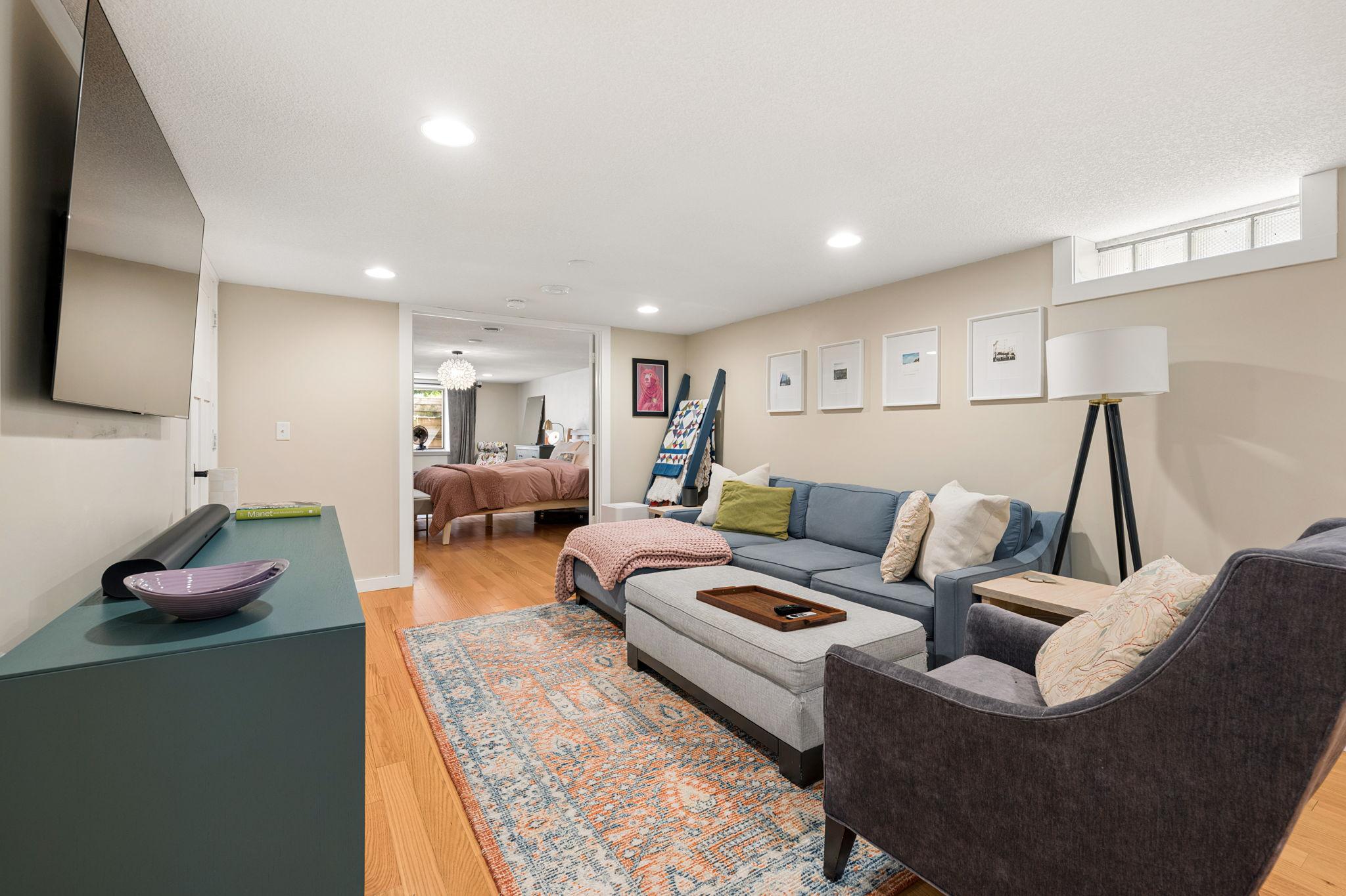 2401 Saint Anthony Boulevard Property Photo 31