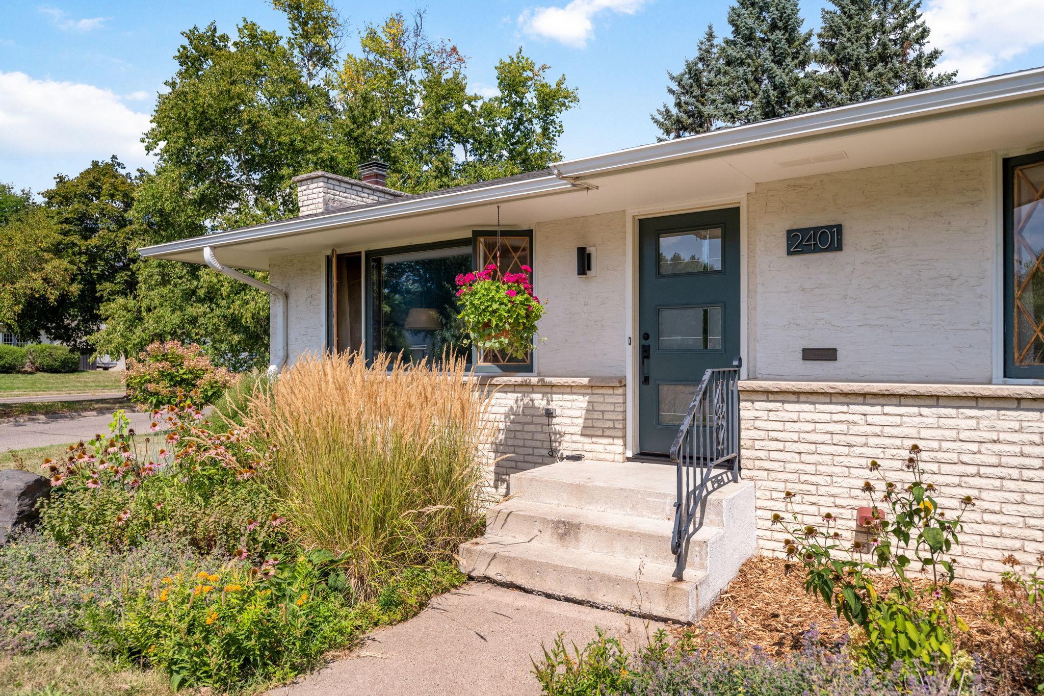 2401 Saint Anthony Boulevard Property Photo 46
