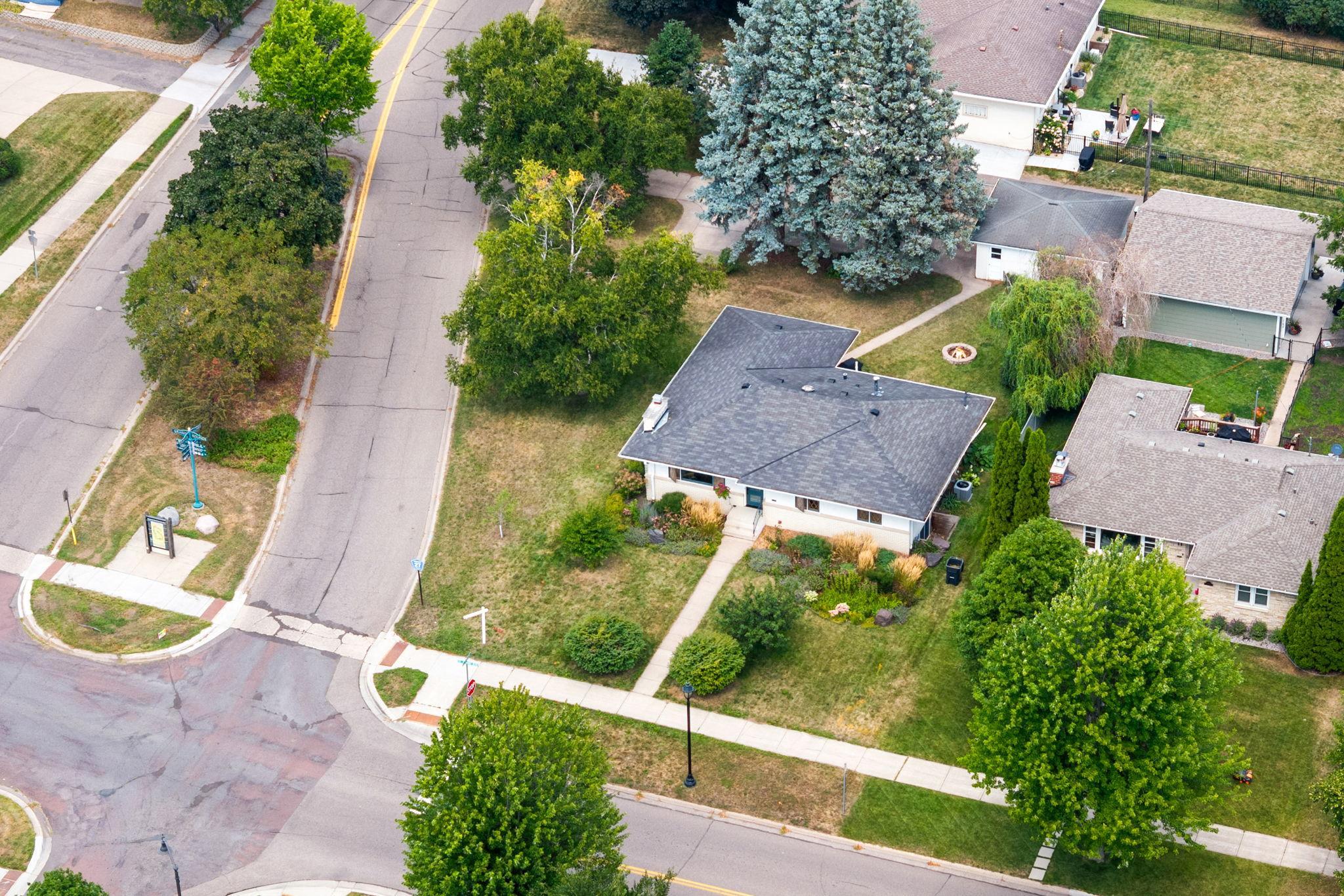 2401 Saint Anthony Boulevard Property Photo 61