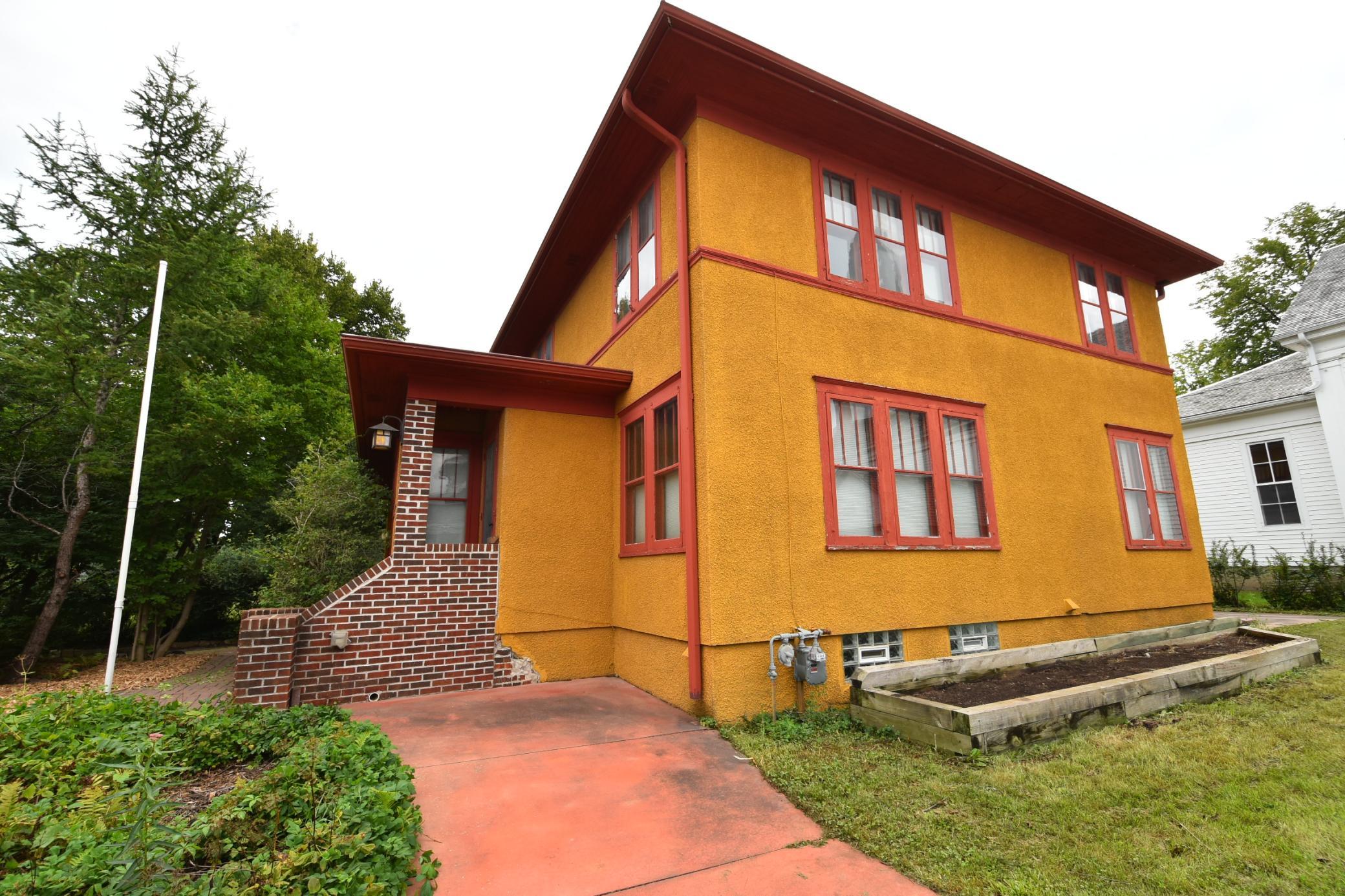 151 E 4th Street Property Photo 12