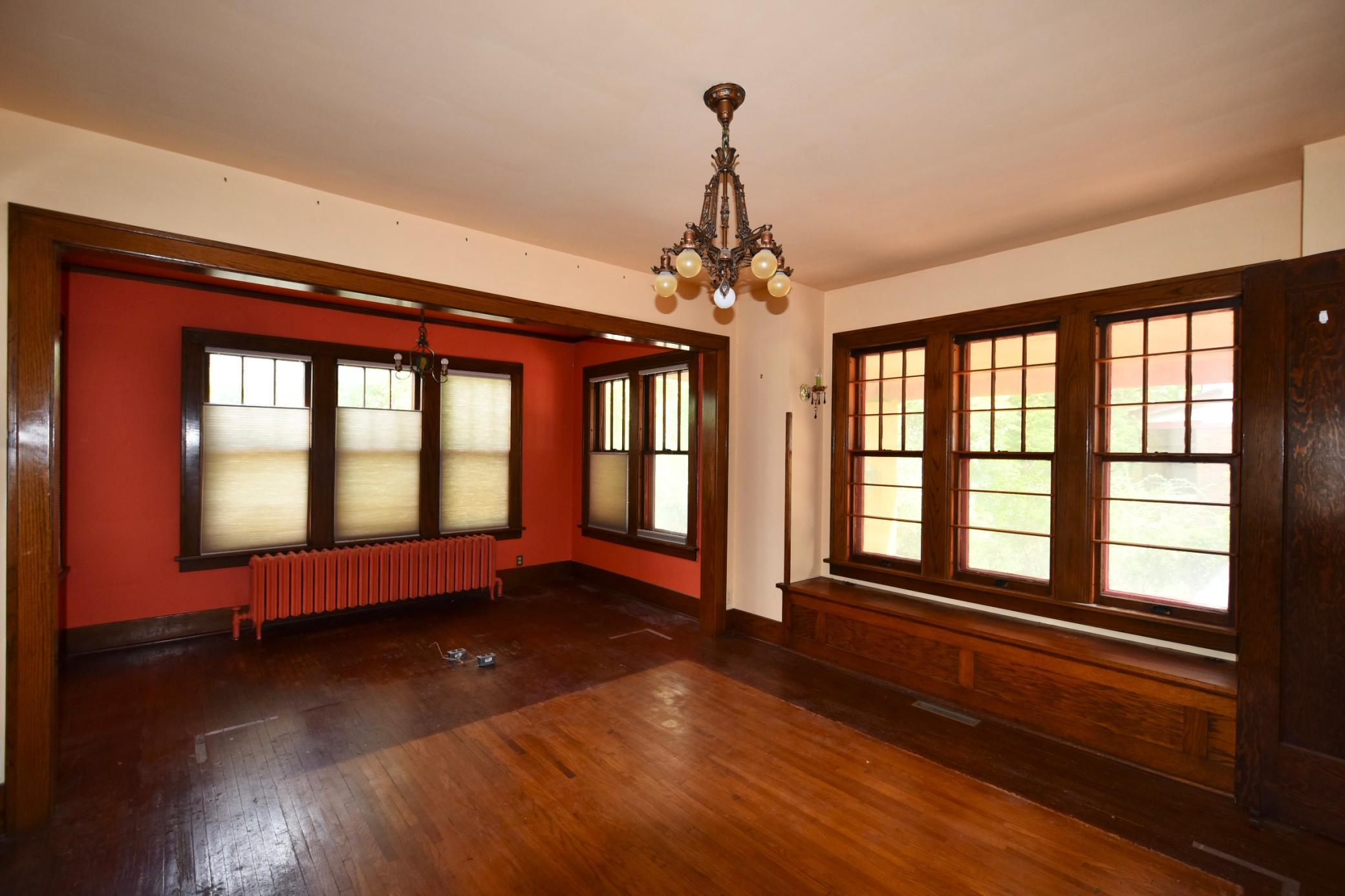 151 E 4th Street Property Photo 15