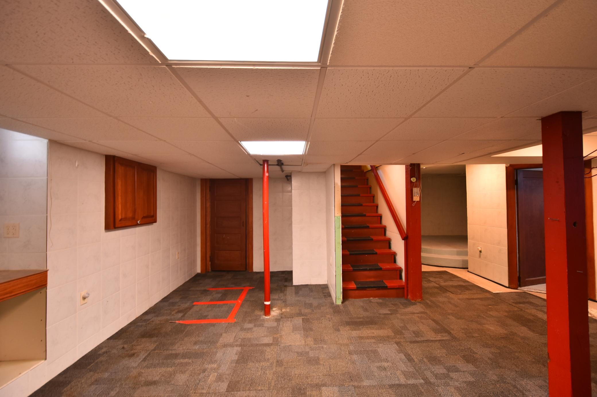 151 E 4th Street Property Photo 45