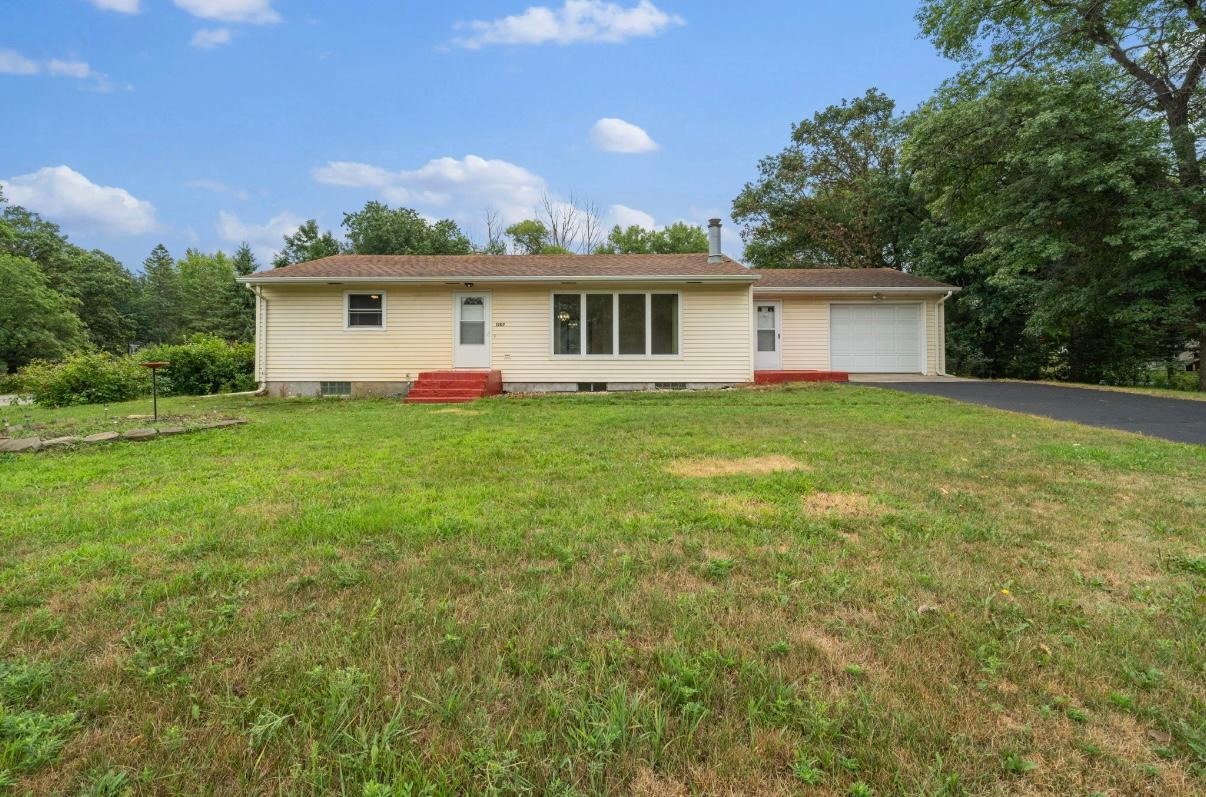 1207 N Mckay Avenue NE Property Photo 1