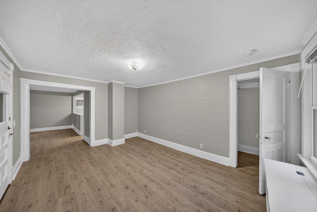 704 Viking Avenue S Property Photo 8