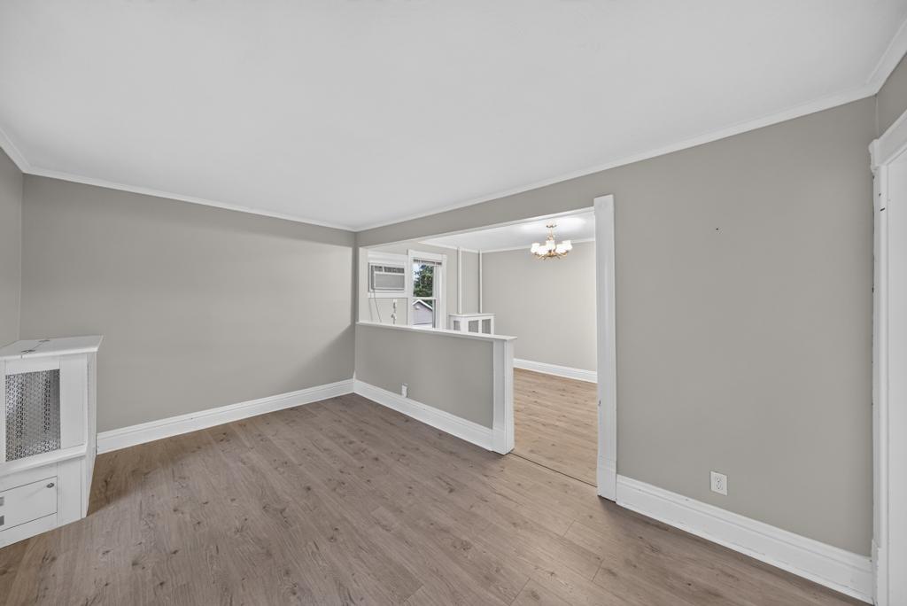 704 Viking Avenue S Property Photo 10