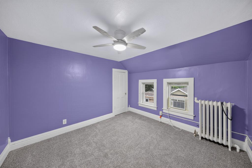 704 Viking Avenue S Property Photo 28