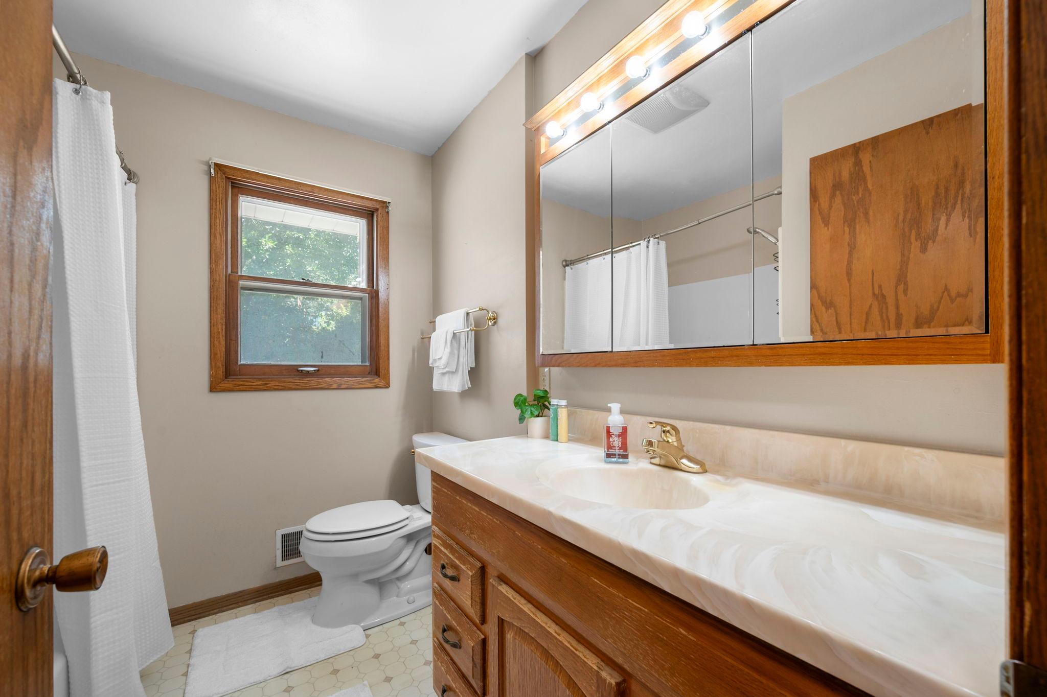 10725 Rich Ave S Property Photo 32