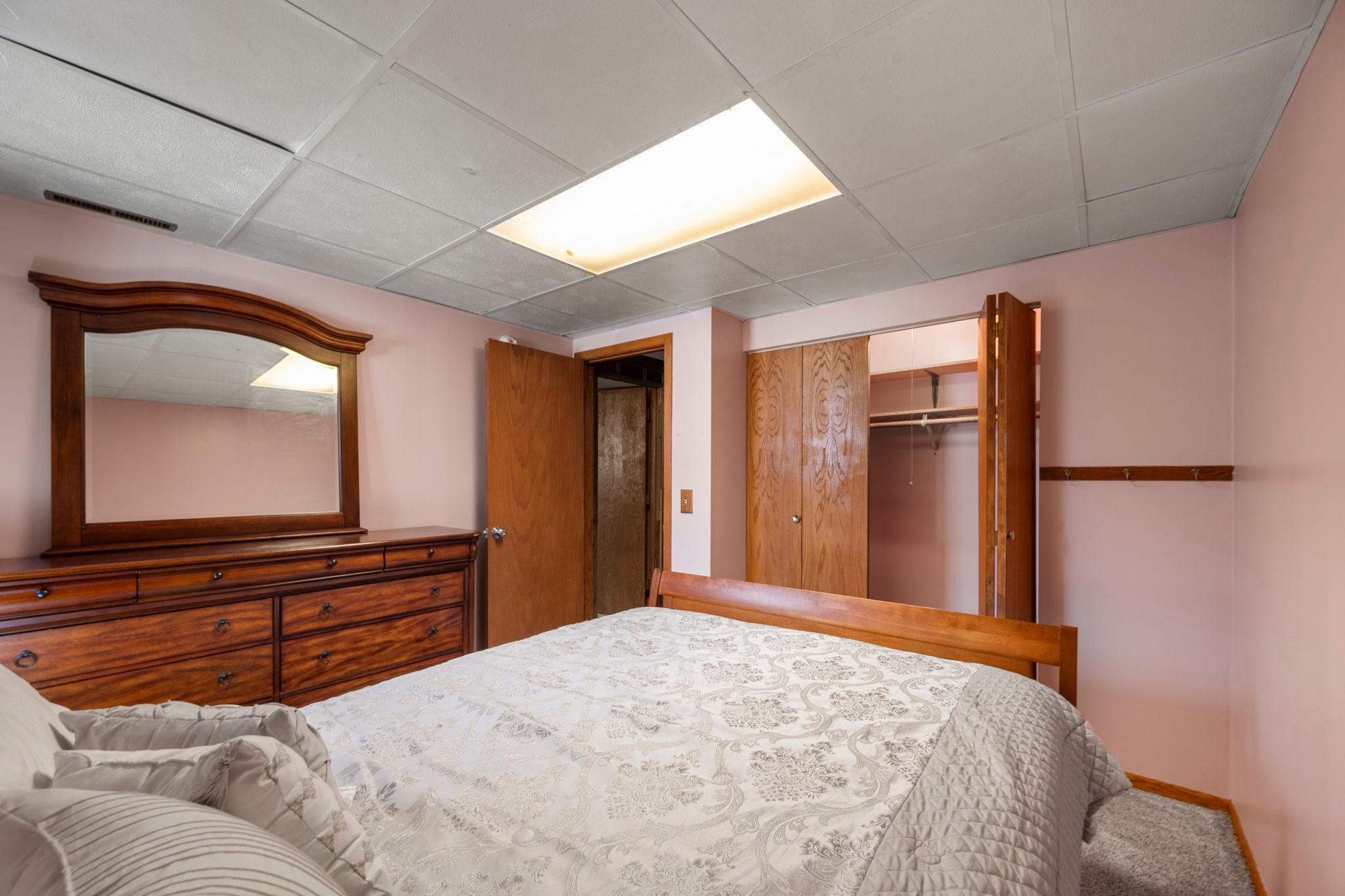 10725 Rich Ave S Property Photo 40