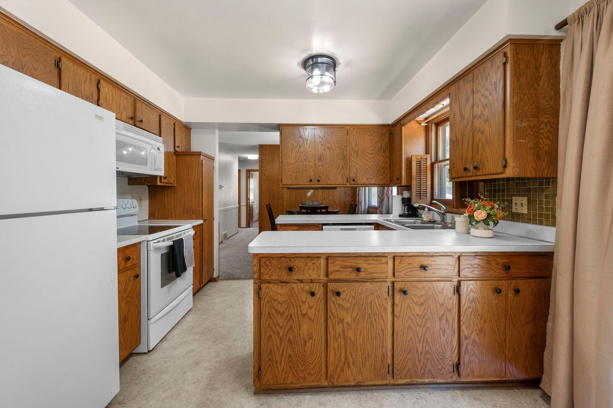 10725 Rich Ave S Property Photo 46
