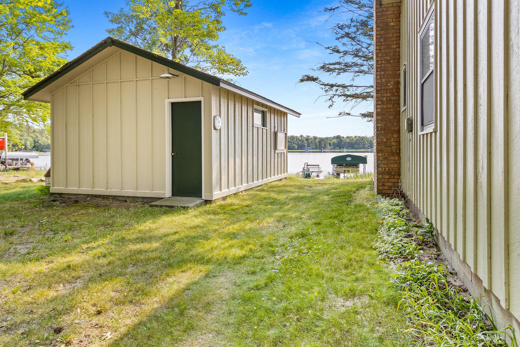 50414 217th Avenue Property Photo 16