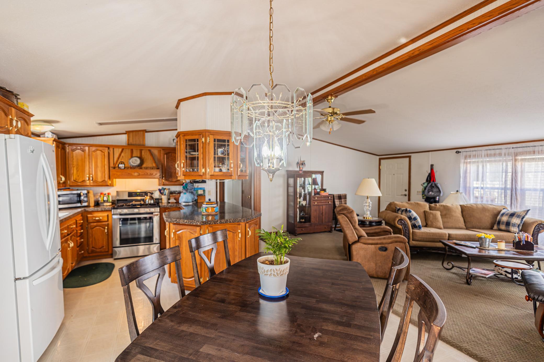 1390 Birchview Drive Property Photo 13