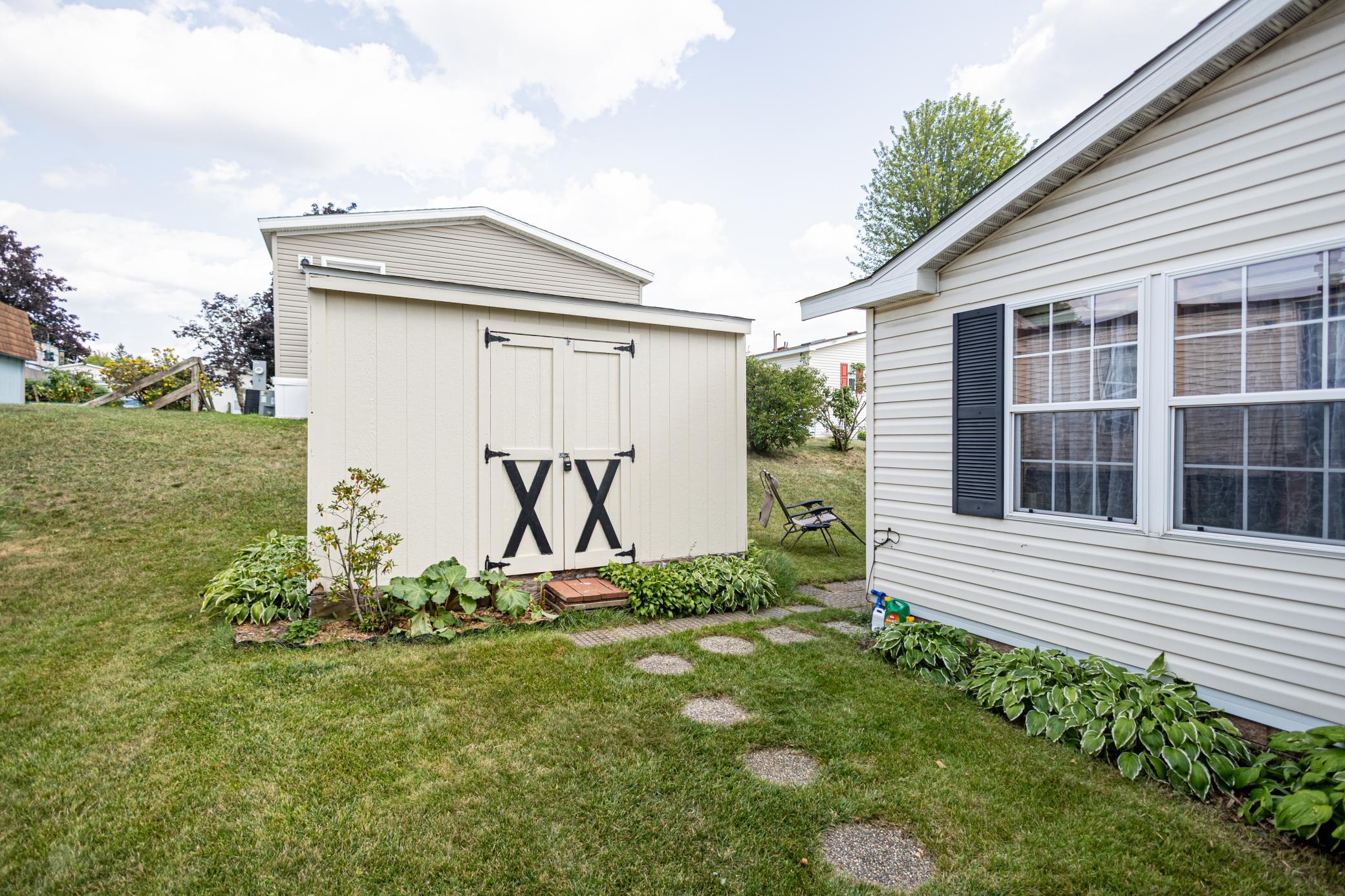 1390 Birchview Drive Property Photo 17