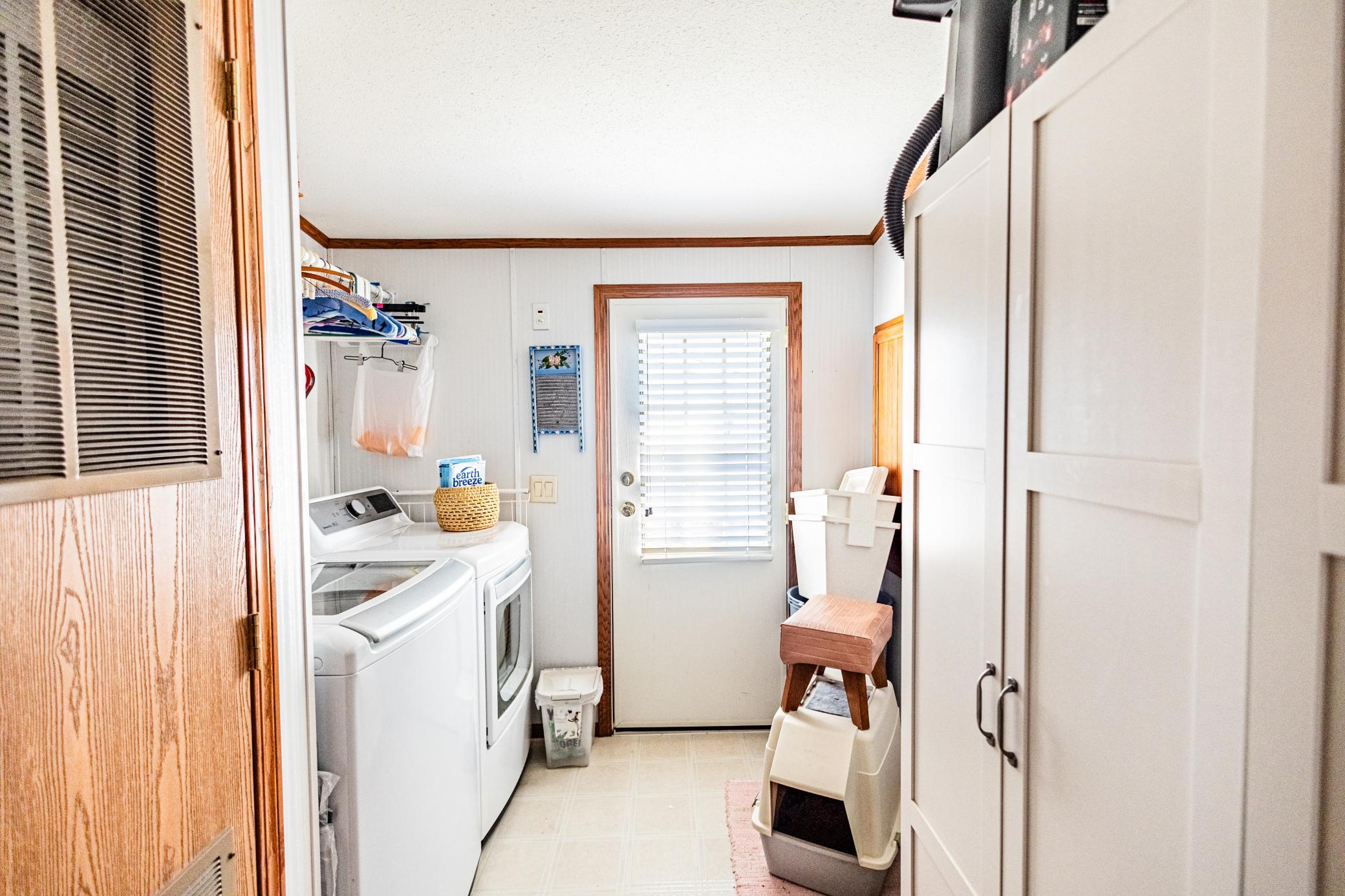 1390 Birchview Drive Property Photo 19