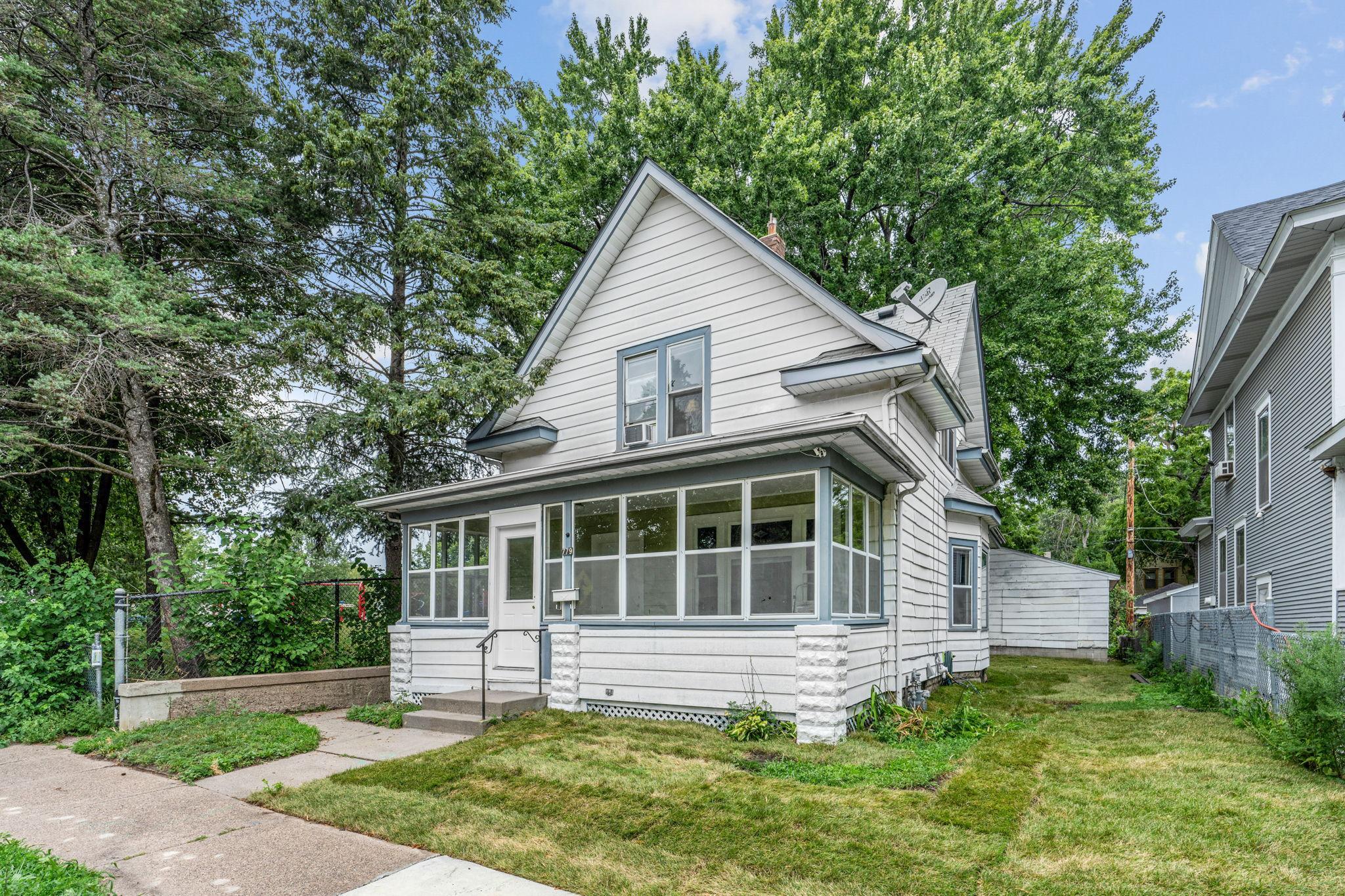 779 Thomas Avenue Property Photo 2