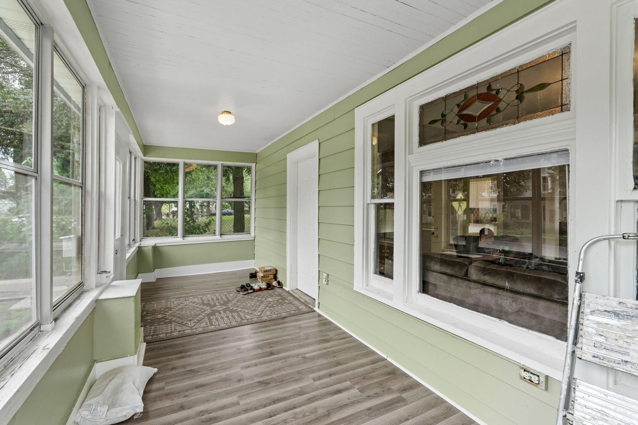 779 Thomas Avenue Property Photo 4
