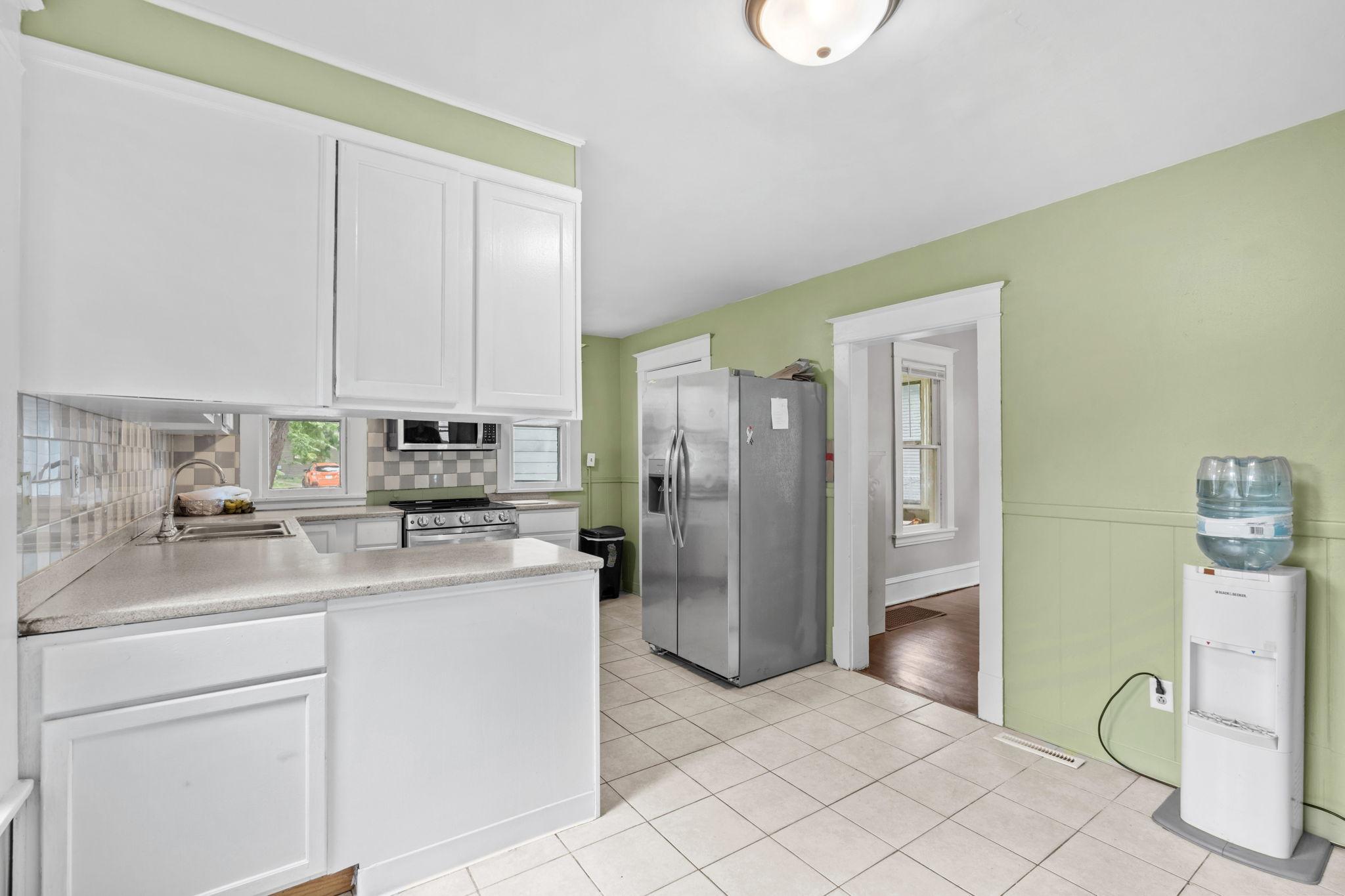 779 Thomas Avenue Property Photo 11