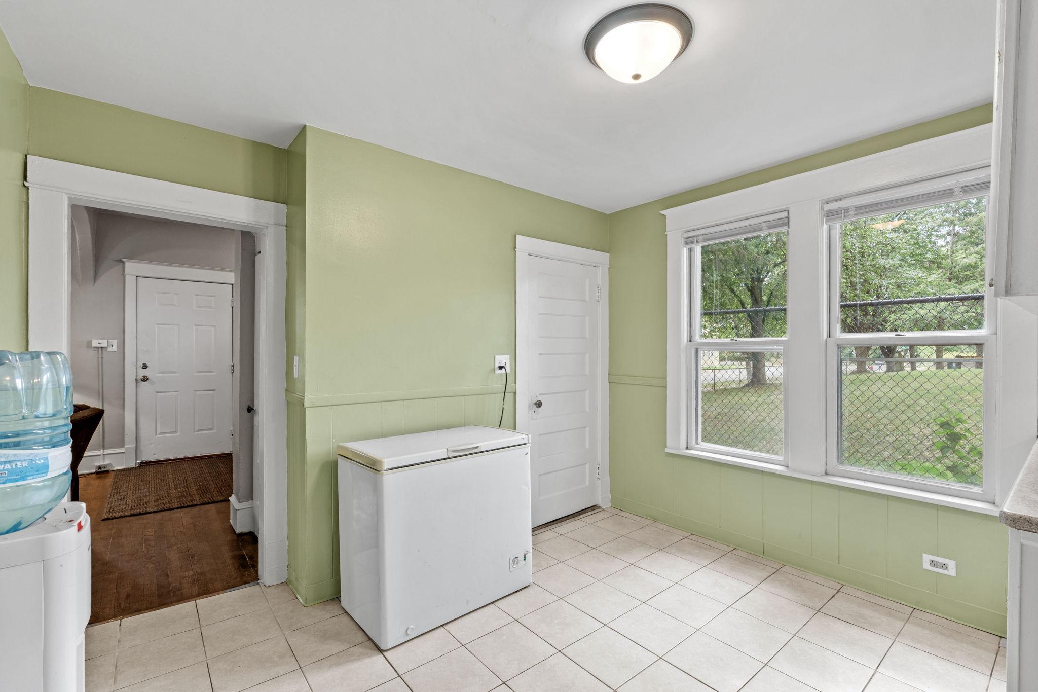 779 Thomas Avenue Property Photo 12