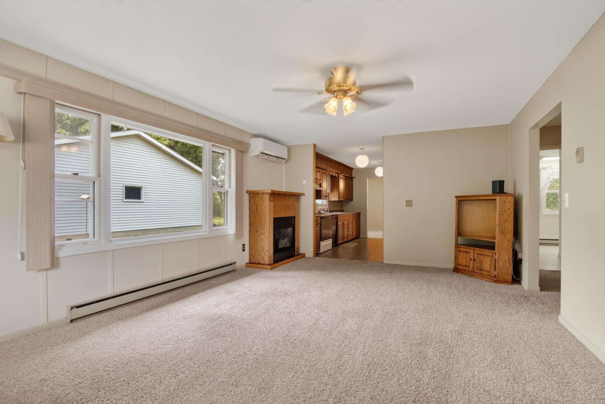 128 Bluff Street Property Photo 3