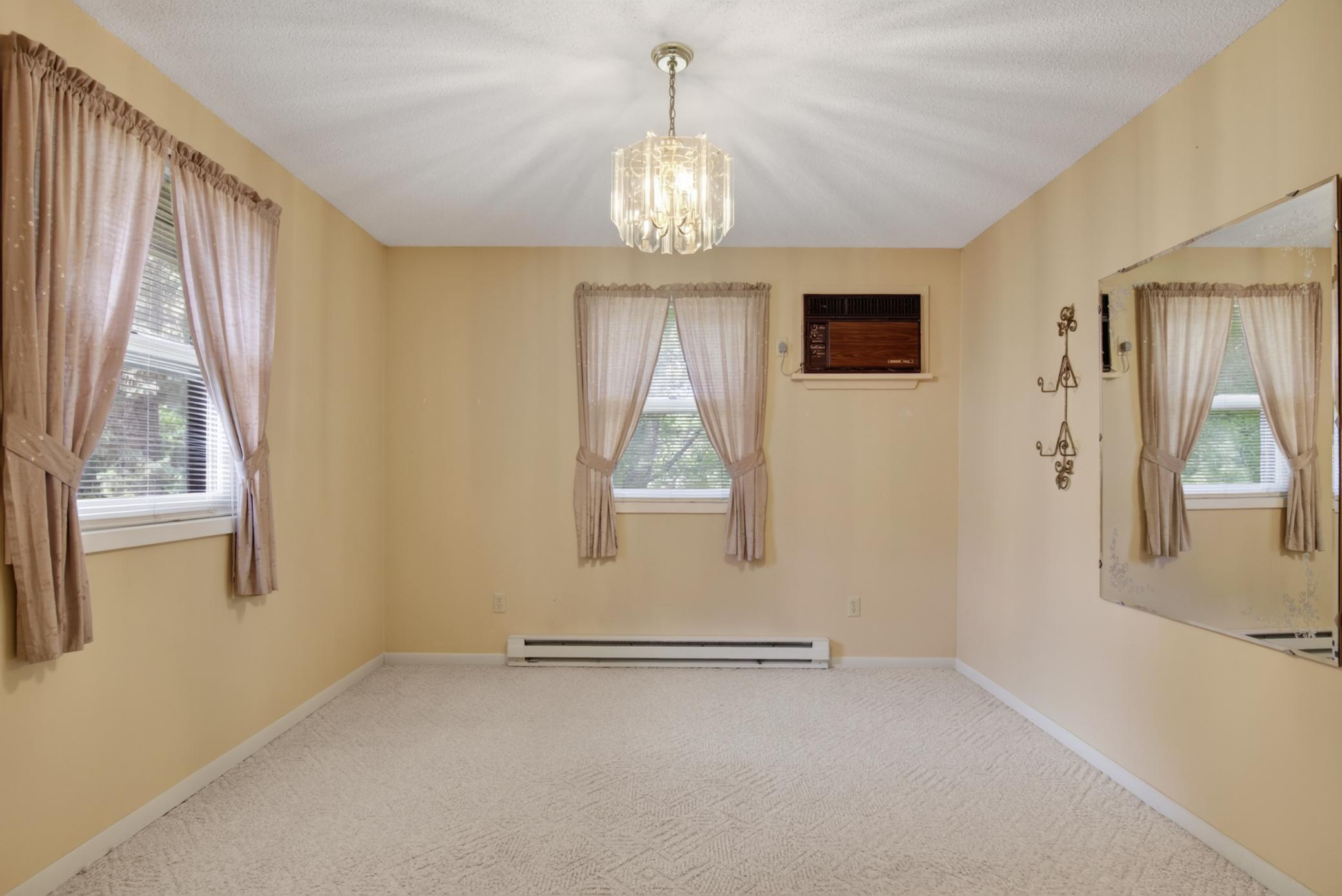128 Bluff Street Property Photo 9