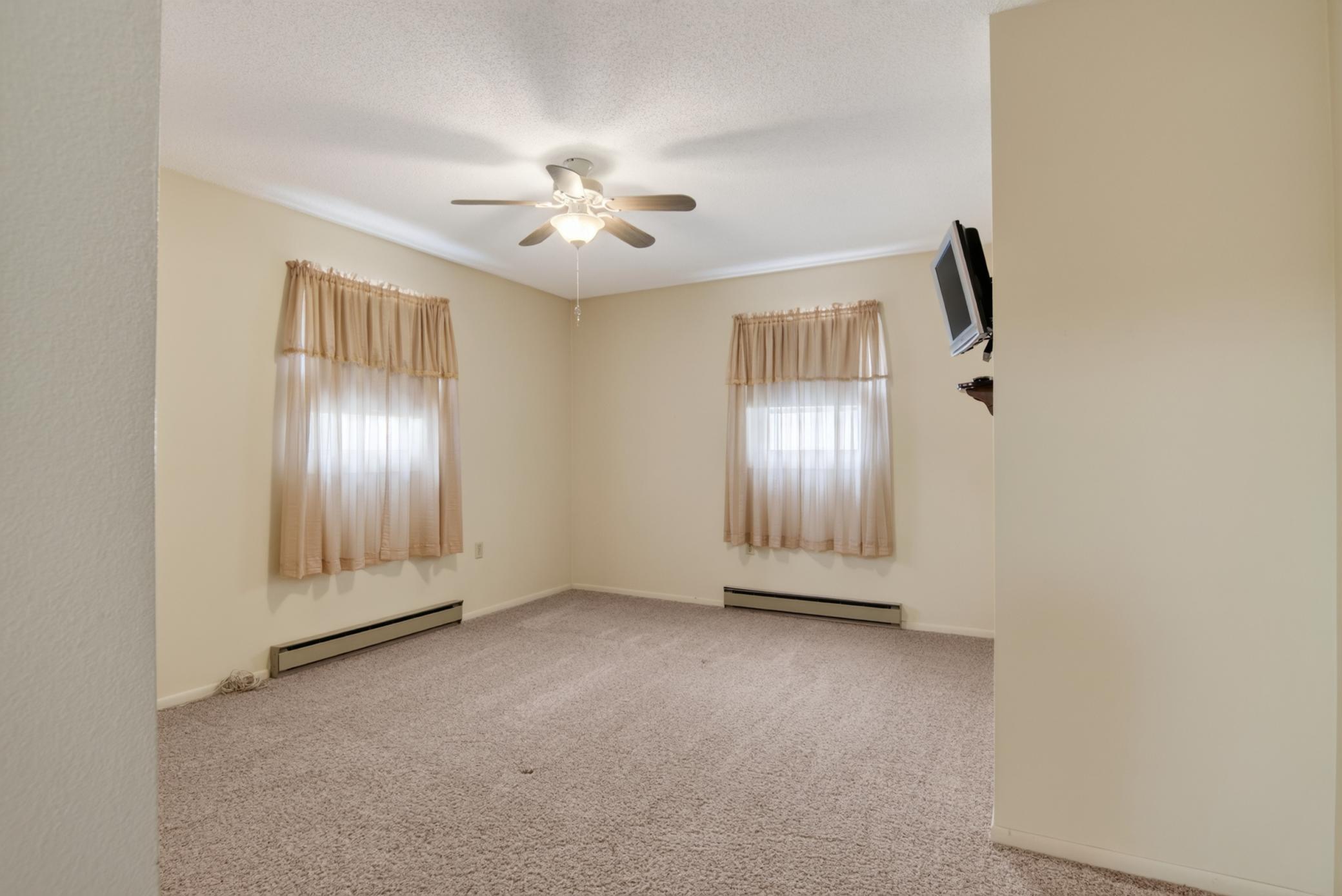 128 Bluff Street Property Photo 16