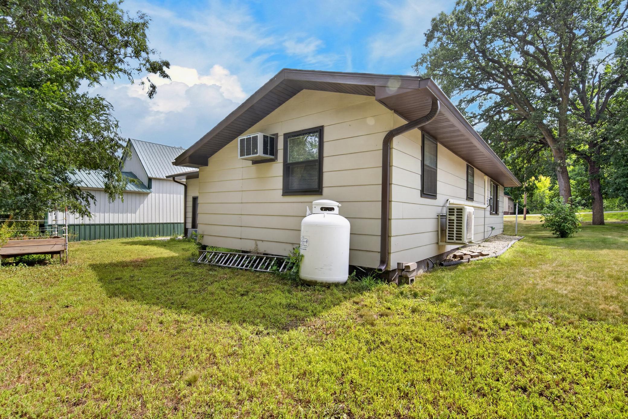 128 Bluff Street Property Photo 38