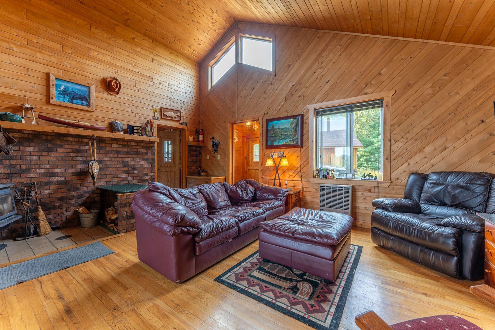 953 Kelly Trail Property Photo 4