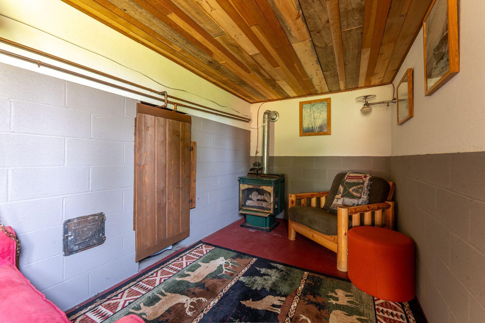 953 Kelly Trail Property Photo 45