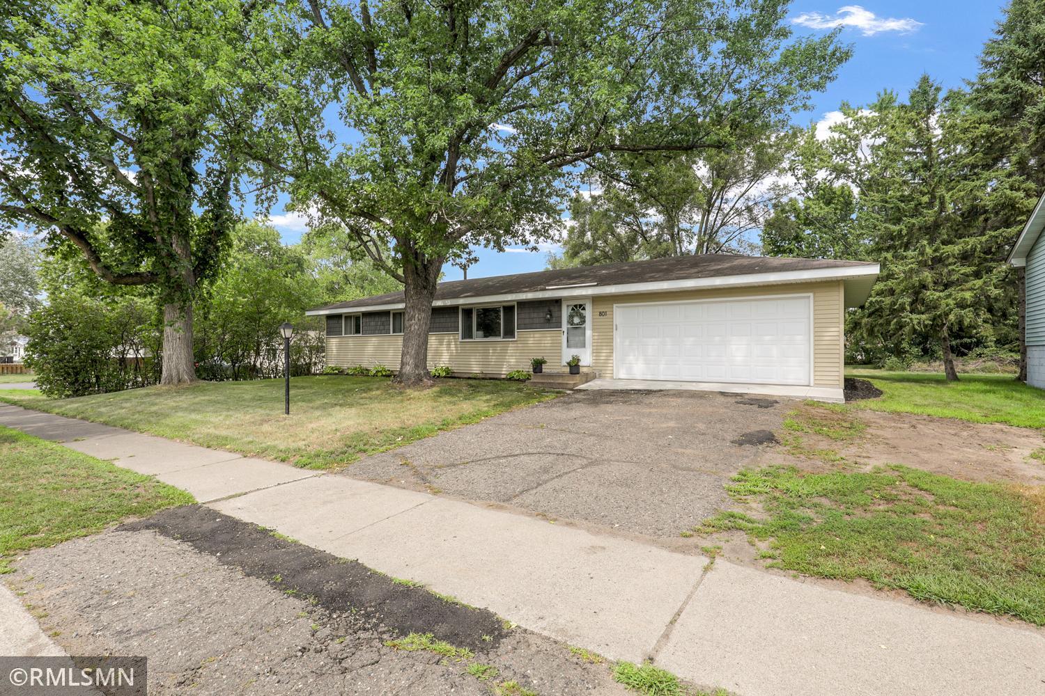 801 38th Avenue Property Photo 1