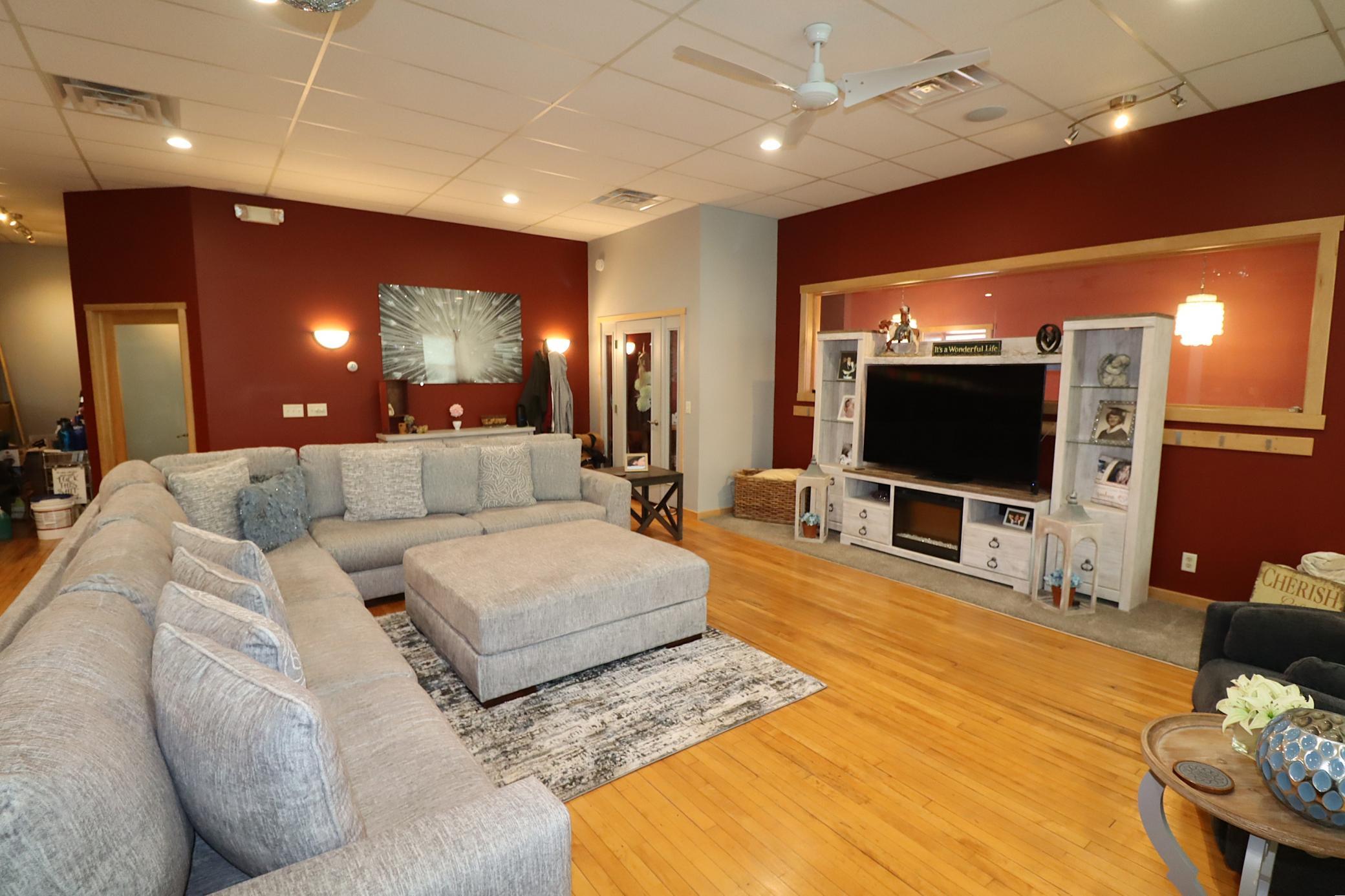116 14th Avenue E Property Photo 9