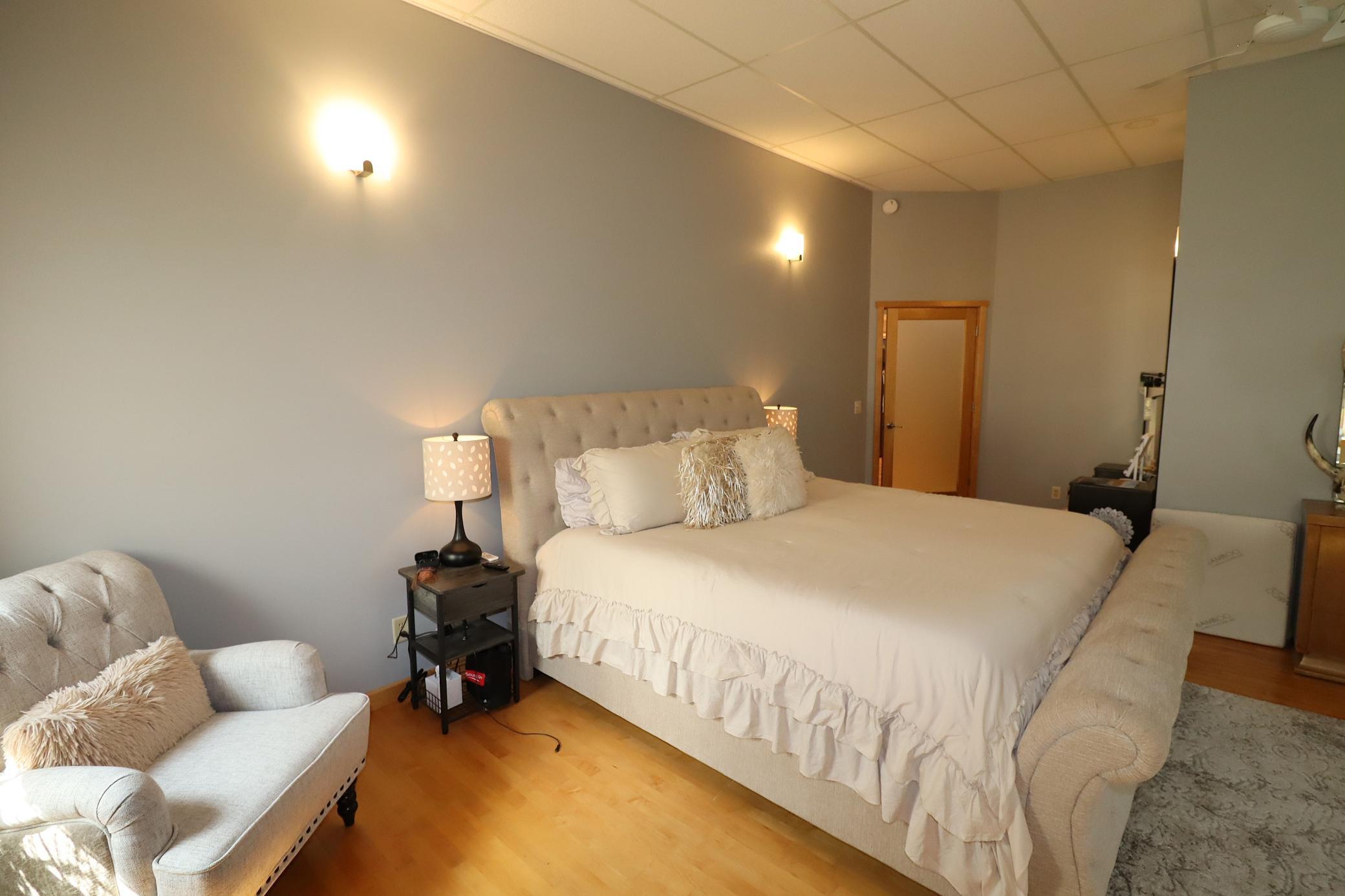 116 14th Avenue E Property Photo 17
