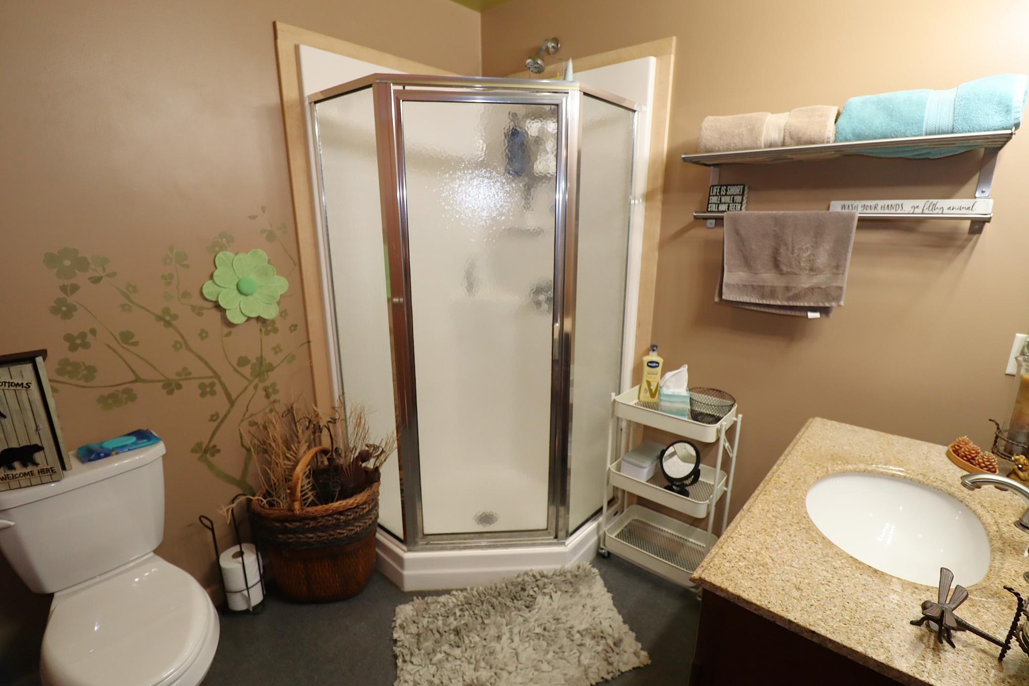 116 14th Avenue E Property Photo 25