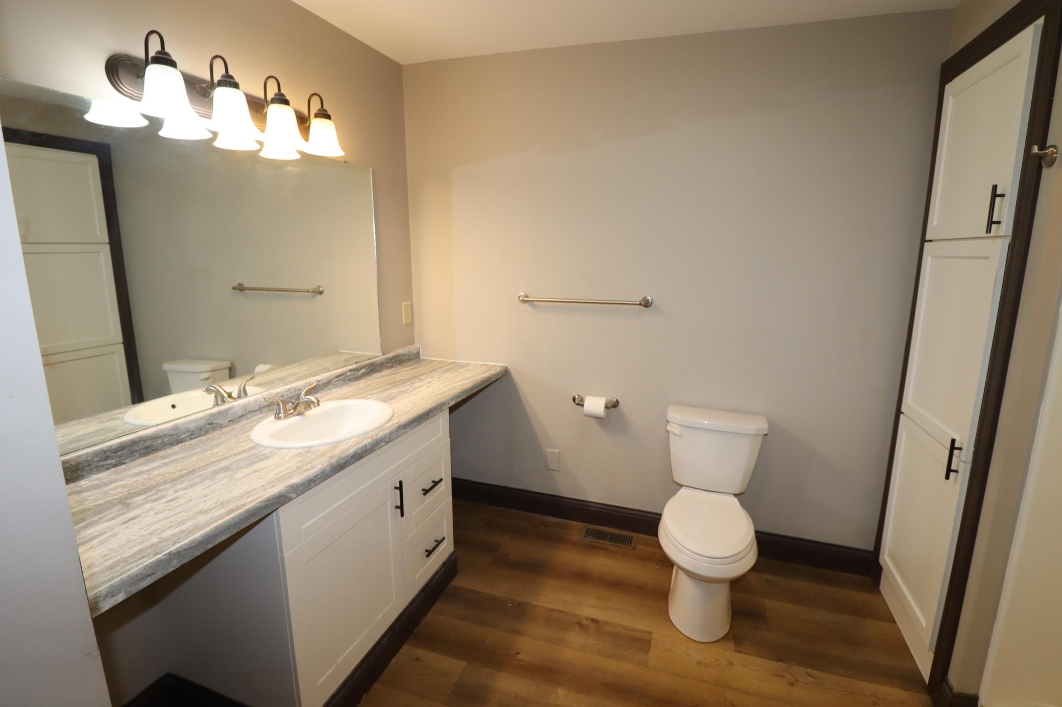116 14th Avenue E Property Photo 46