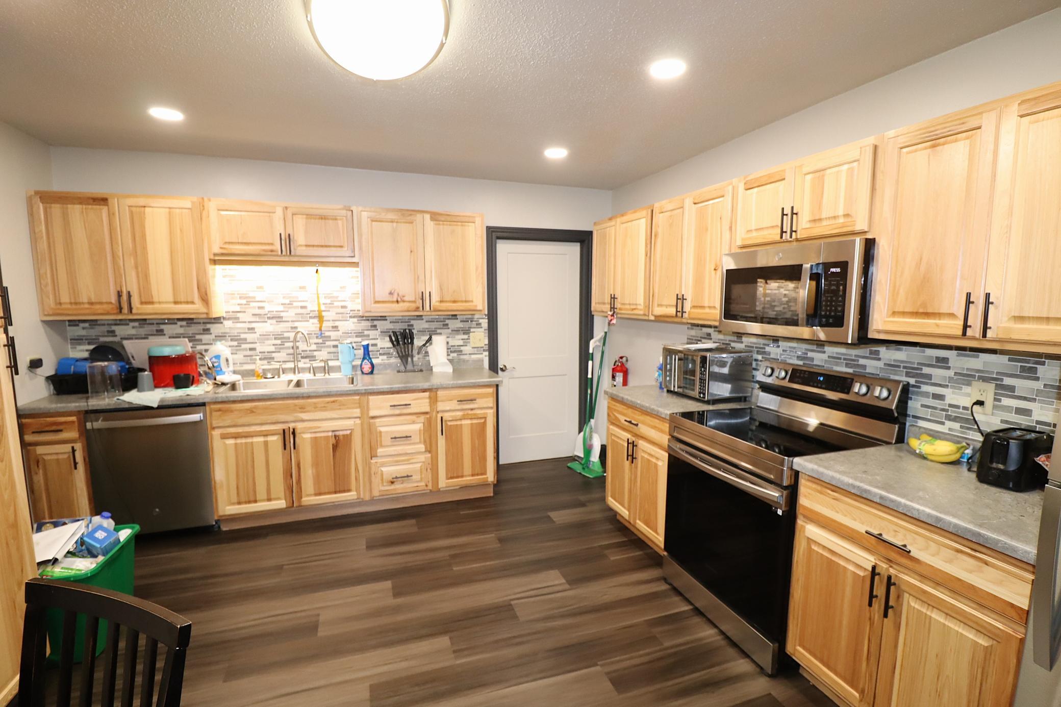 116 14th Avenue E Property Photo 55