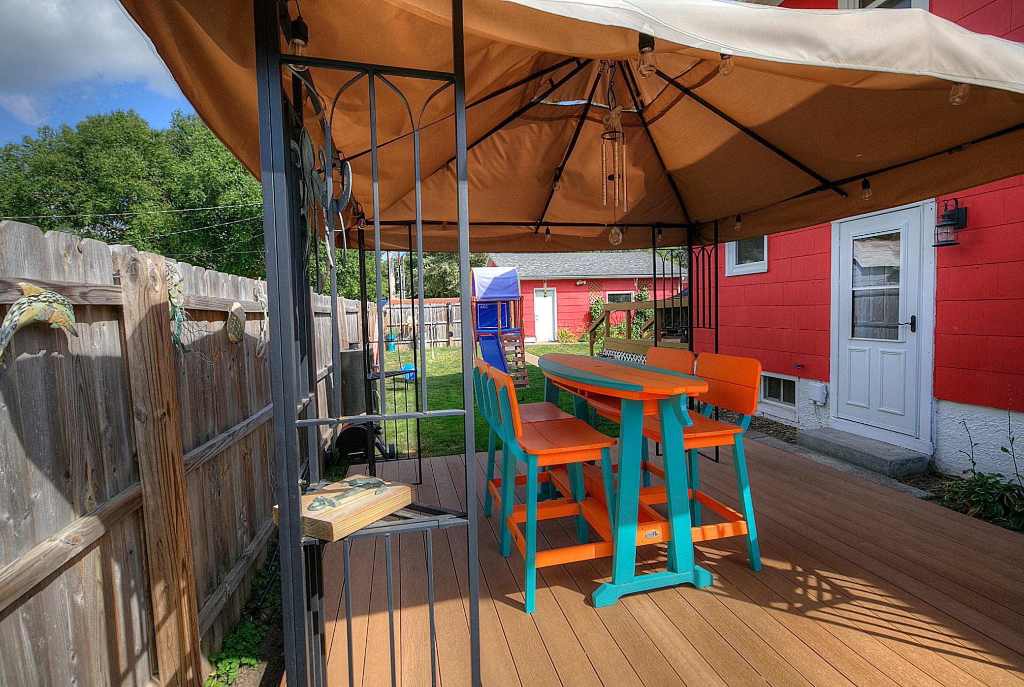 519 Buchanan Street Property Photo 29